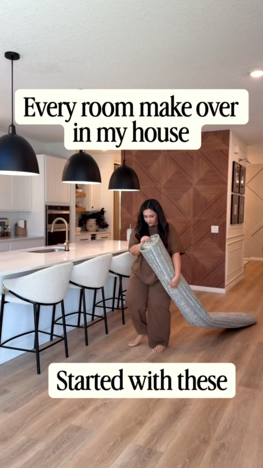 The perfect accent rugs completes the room!! 🫶😍



Home textures
Home decor
Living room rug
Area rug
Wool rug
Neutral area rug
Bedroom

#LTKHome