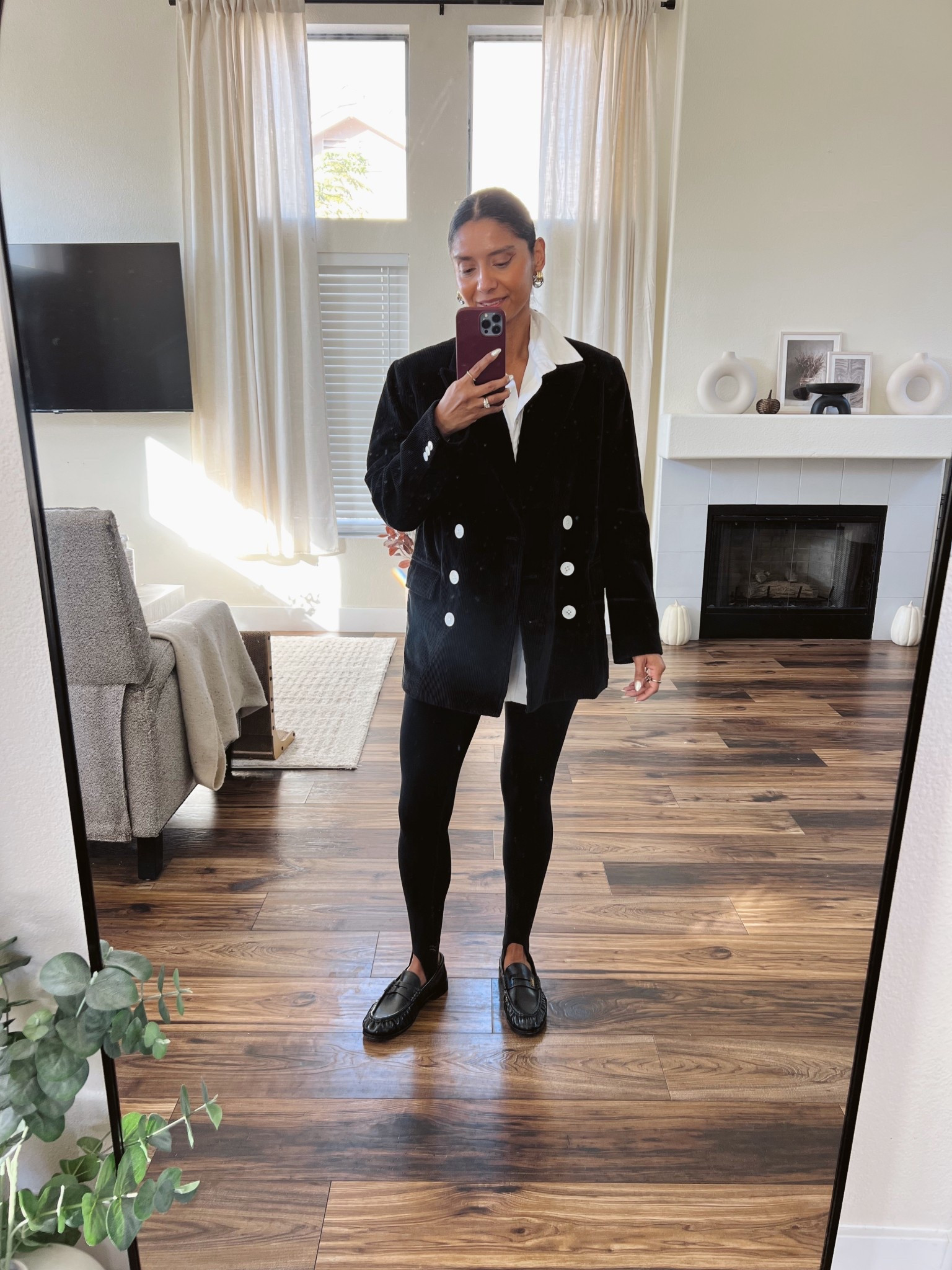 A repeat work outfit that I love wearing. 
Madewell jacket from last year. Shoes are worth buying so comfortable. 