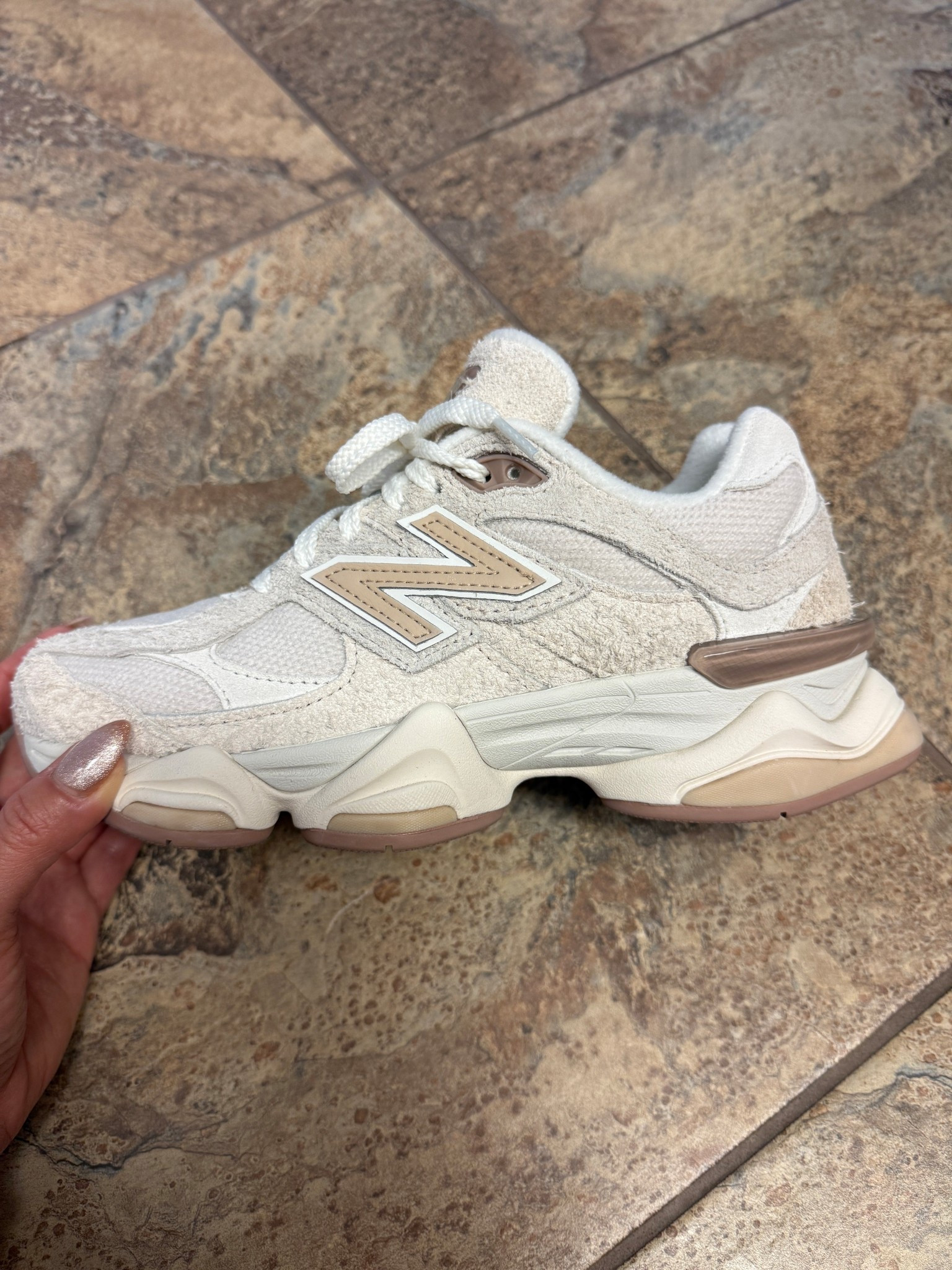 The most comfy shoe I’ve ever owned!!! New balance clouds!!

#LTKfitnessgoals #LTKmomlife #LTKGiftGuide