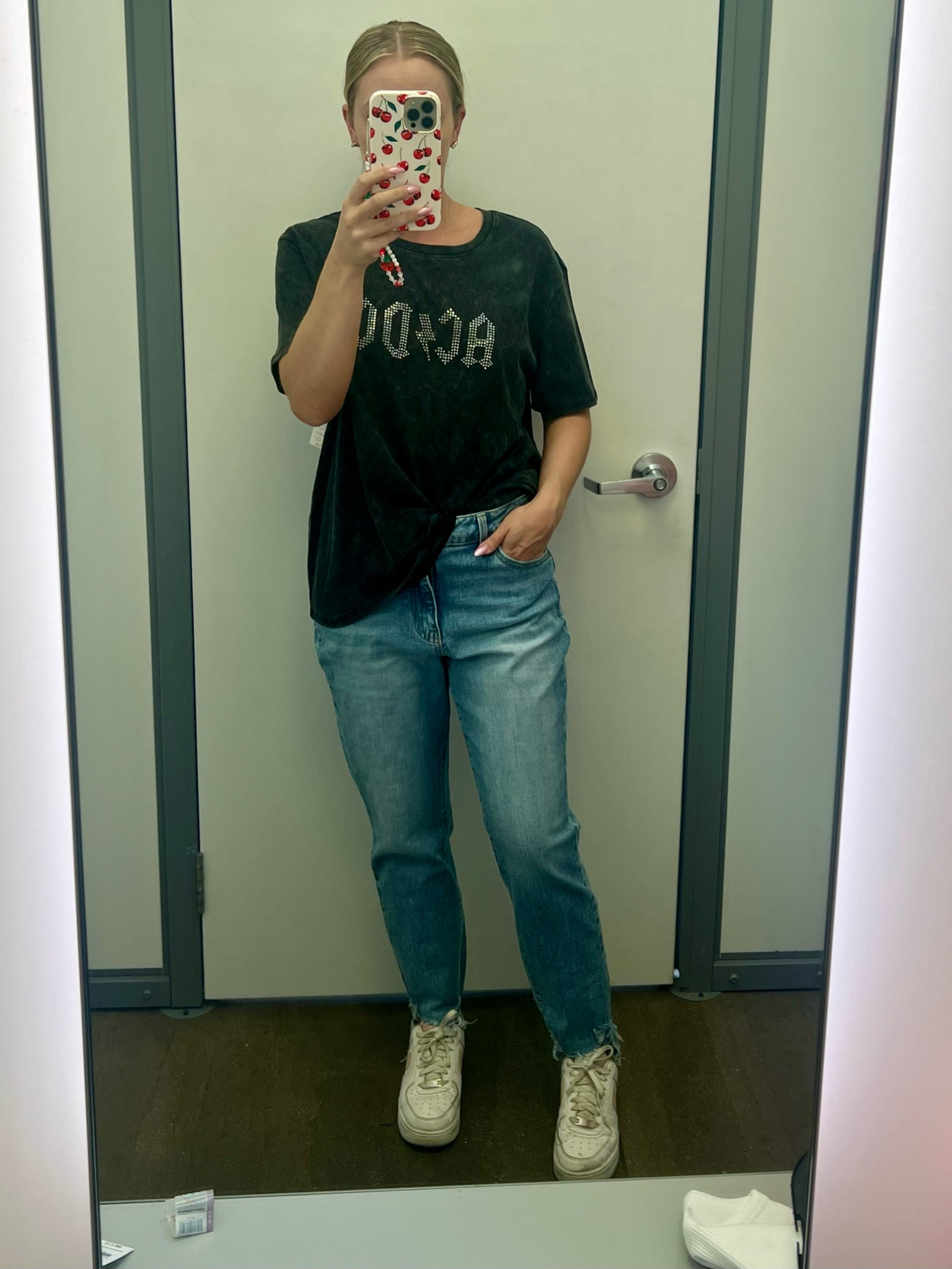 These target jeans are super comfy and I love pairing them with a big T-shirt and sneakers for a chill day. 😌
.
Walmart | Walmart style | sale

#LTKSaleAlert #LTKSummerSales #LTKFindsUnder50