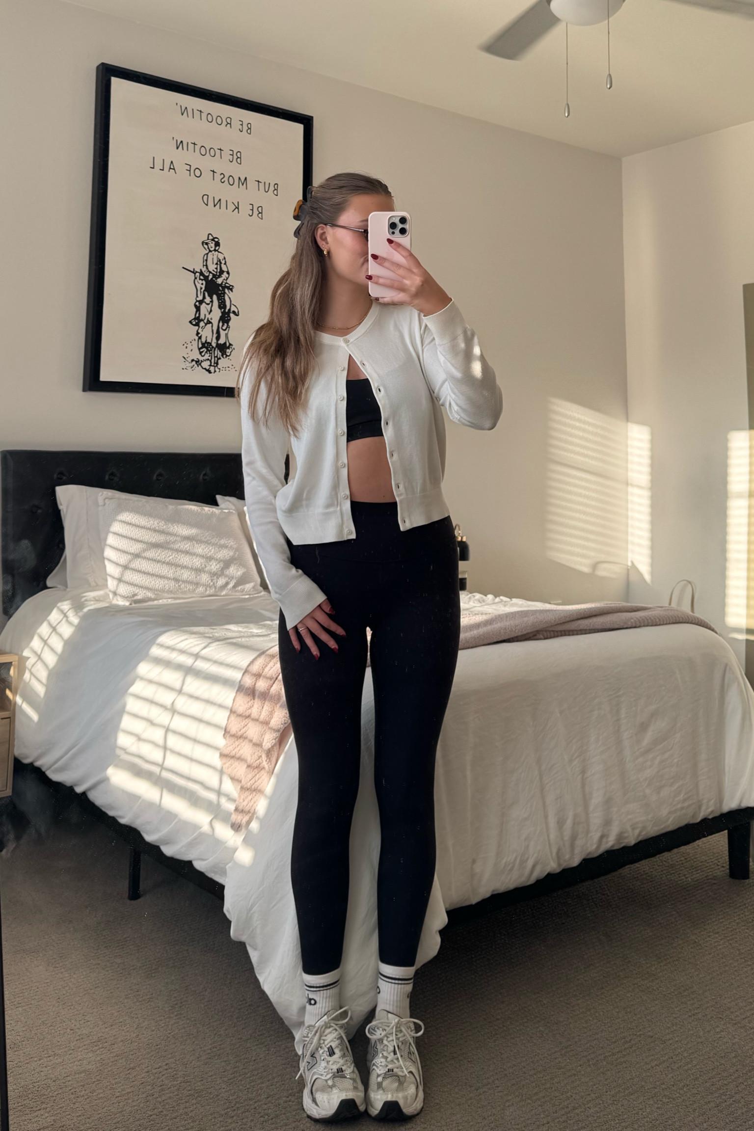 Finally hopped on the cardigan trend 

#LTKStyleTip #LTKSeasonal #LTKActive