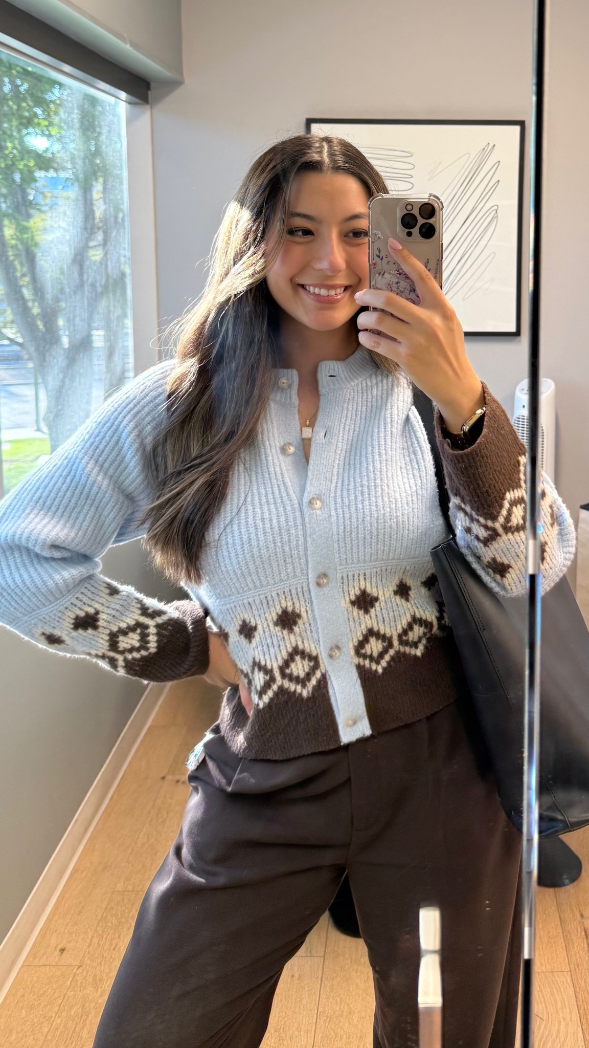 Business casual / comfy office outfit 

Cardigan - Abercrombie, exact color sold out but they have this is new colors! 
Trousers - Abercrombie size 27 curve love reg height 

#LTKWorkwear