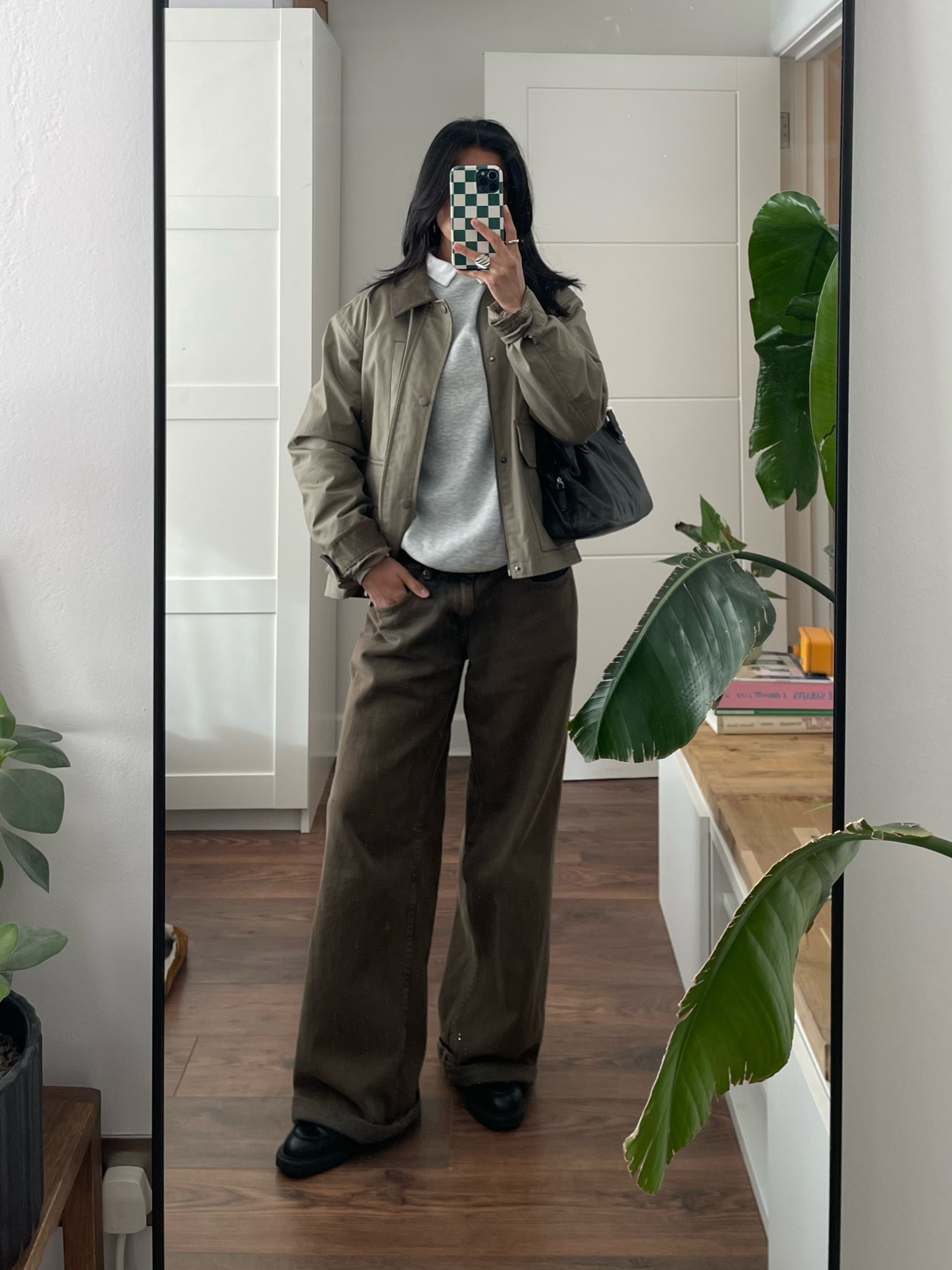 The assignment was retired older gentlemen 

#LTKFashionMonth #LTKstyletip #LTKmodest