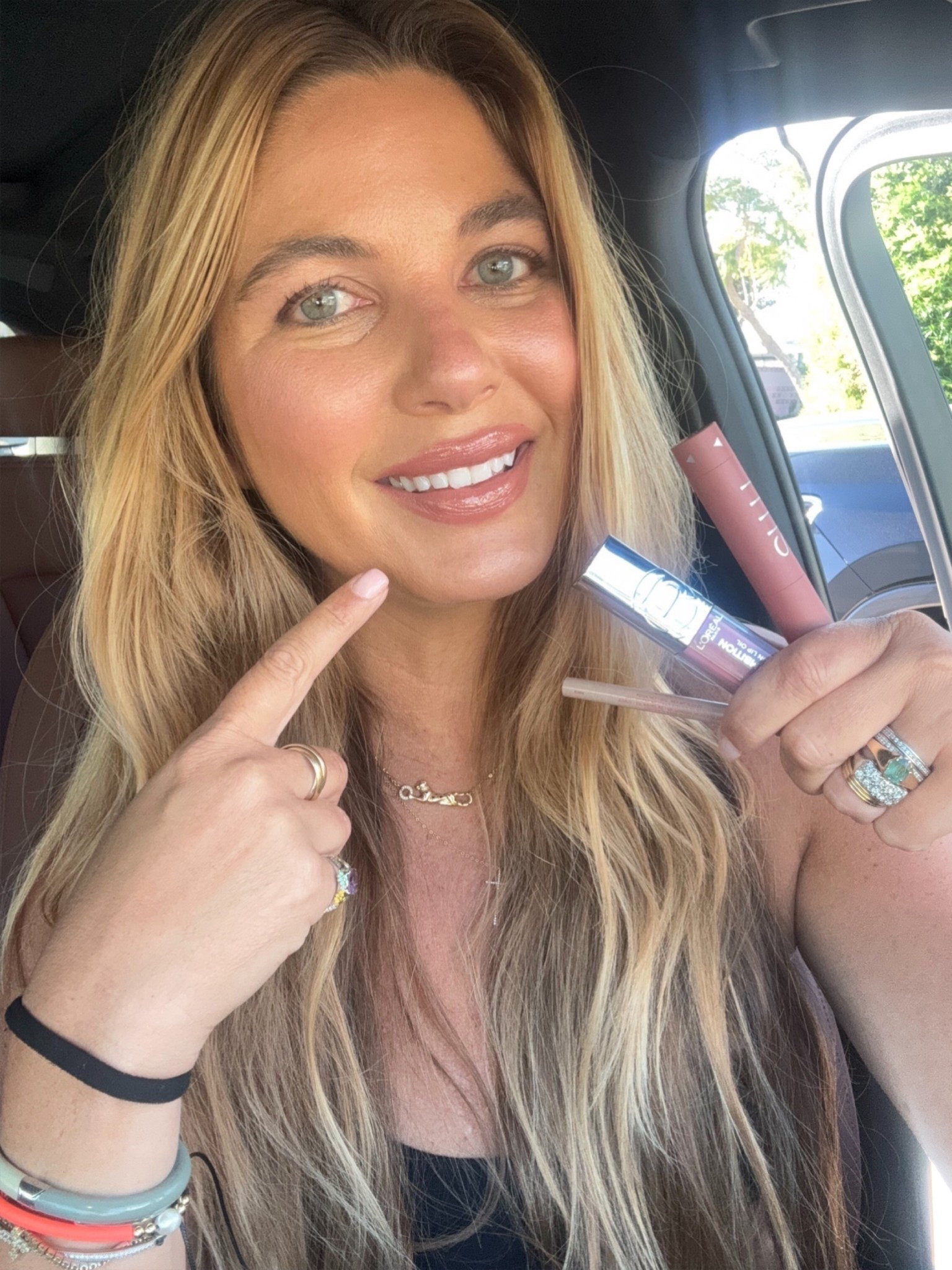 Nude lip combo:
Westman Atelier lip liner in Coucou
RMS lipstick in Mae
L’Oreal gloss in Worth It
Hair: Académie Hair Sea Glass…use Academie15 for 15% off this weekend only 
Kosas glimmerose on cheeks 

#LTKBeauty #LTKfitnessgoals #LTKdayinmylife