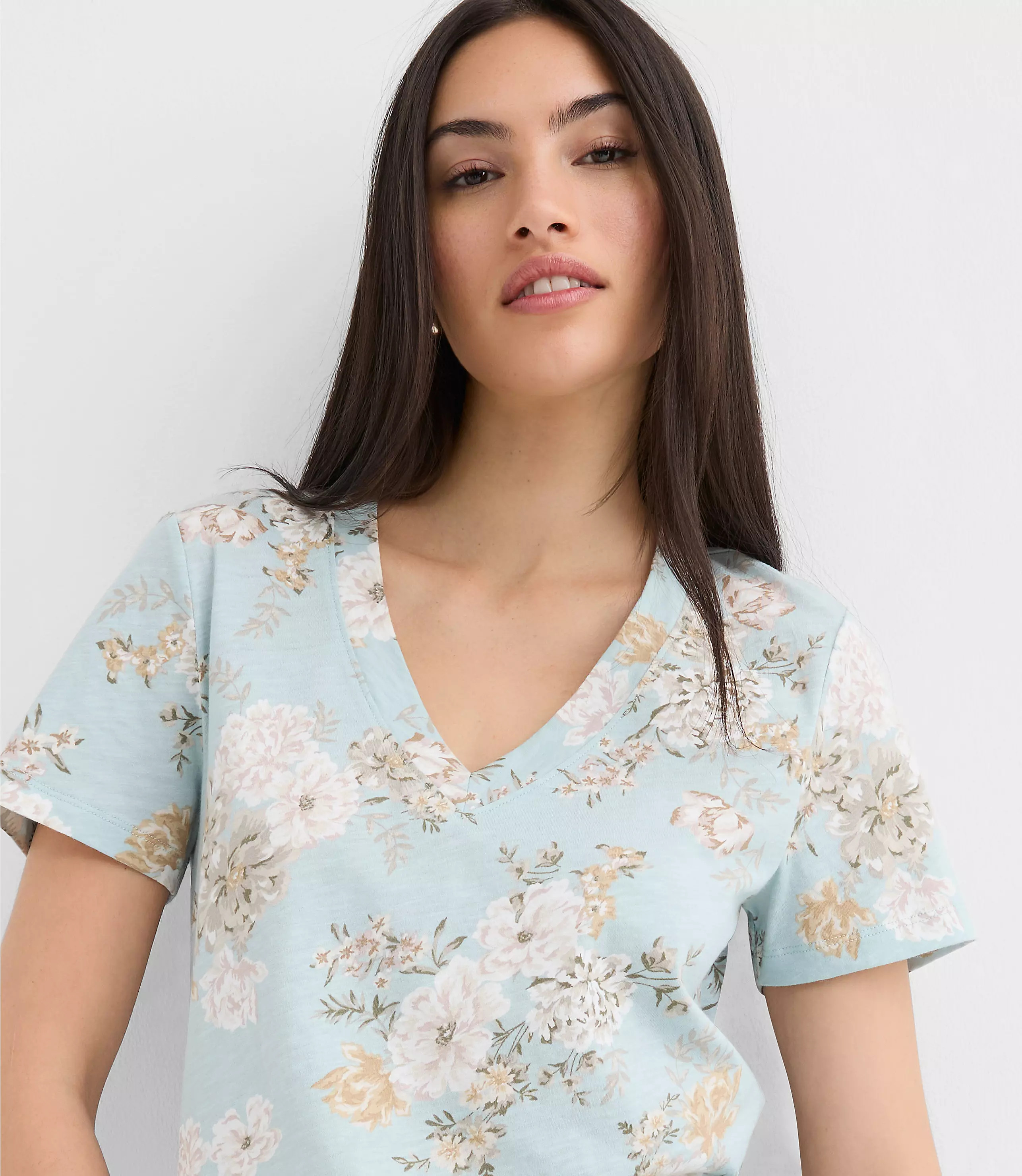 Floral Everyday V-Neck Tee | LOFT