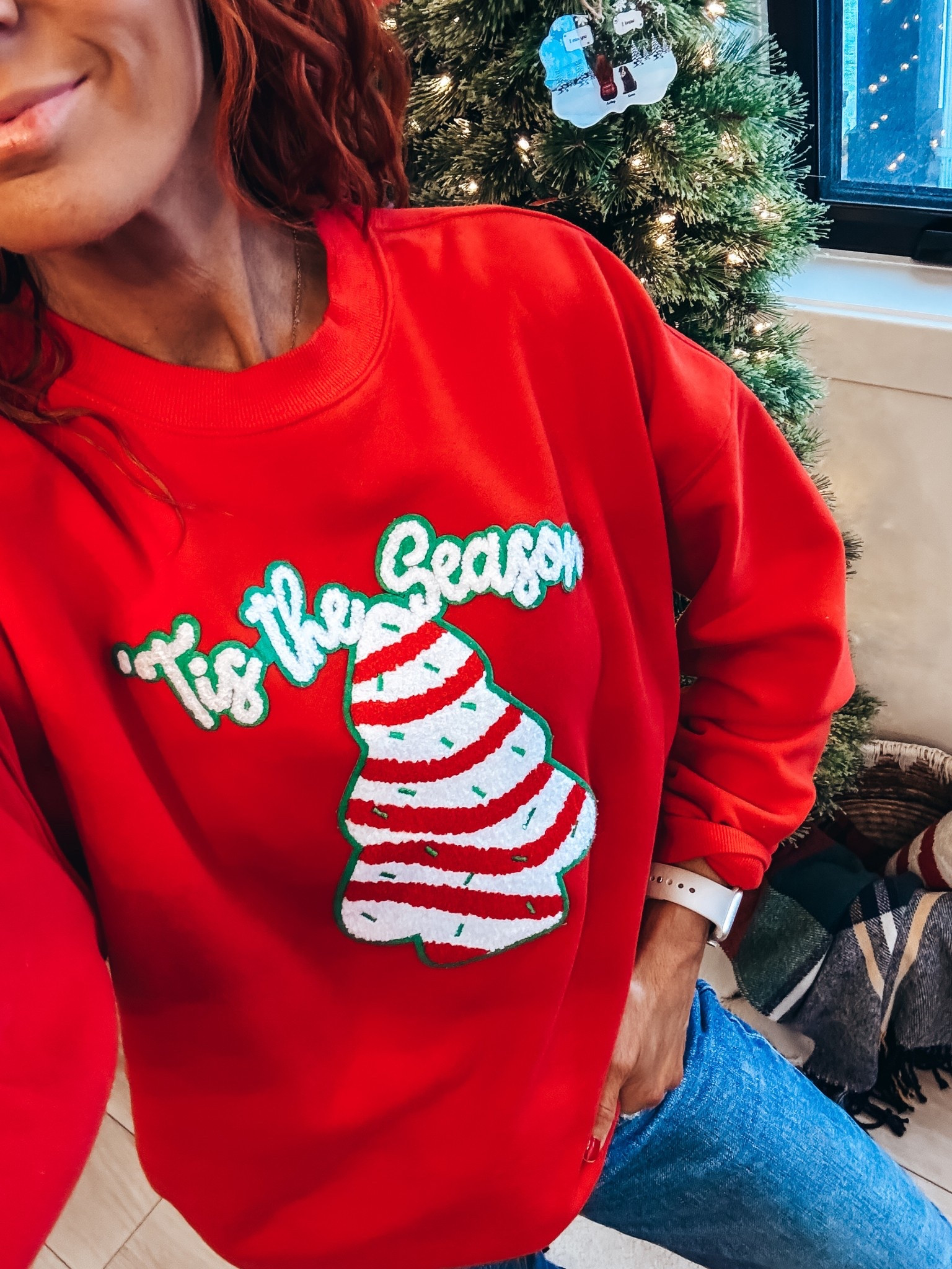 Hi it’s me again with another @pinklily sweatshirt!!! STILL mix and match for $60!! Ps I’m pretty sure I’m obsessed with red❤️

#LTKHoliday #LTKSeasonal #LTKSaleAlert