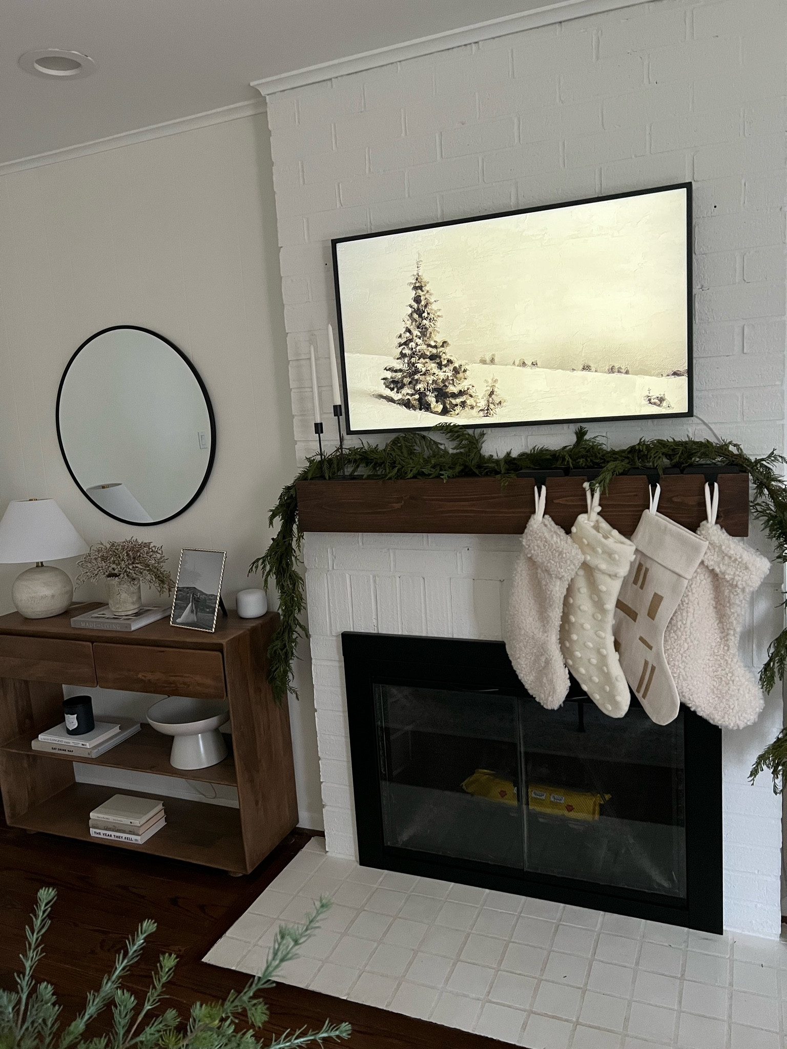 Neutral Christmas/holiday decor 

#LTKHoliday #LTKSeasonal