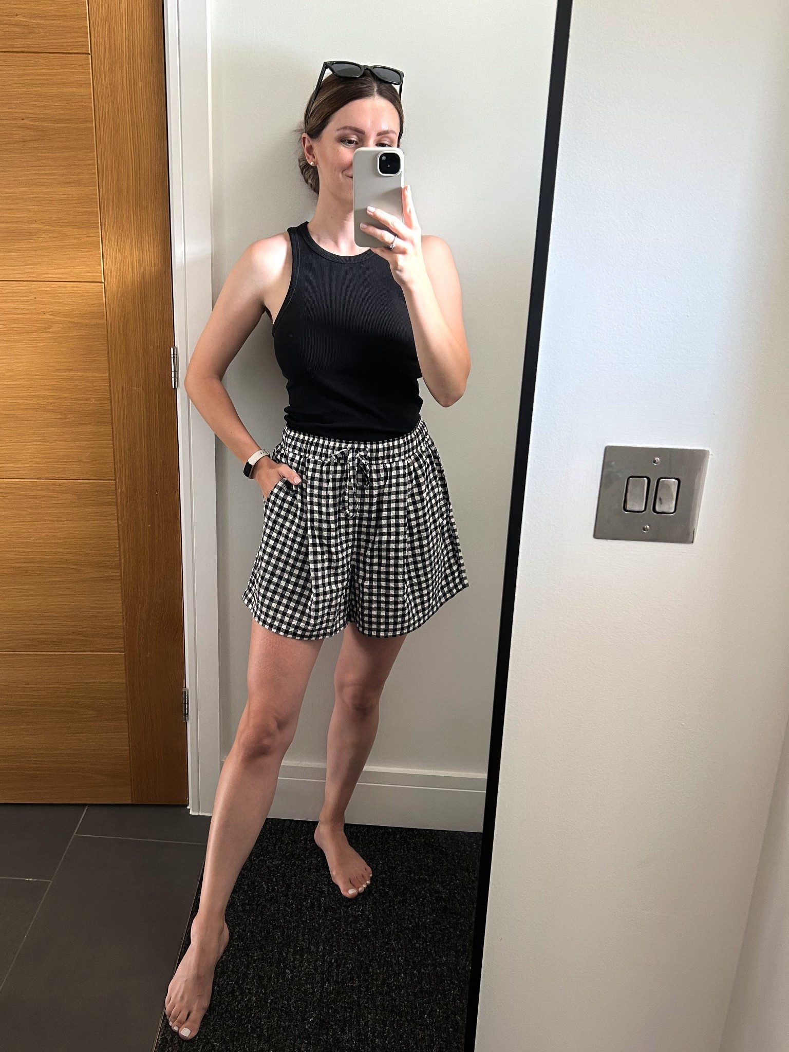 Simple minimalist summer outfit for moms with gingham shorts 

#LTKuk #LTKsummer #LTKeurope