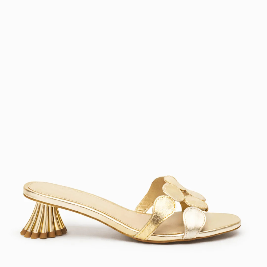 BUNNY SIDE SANDAL - SOFT GOLD | Cecelia New York