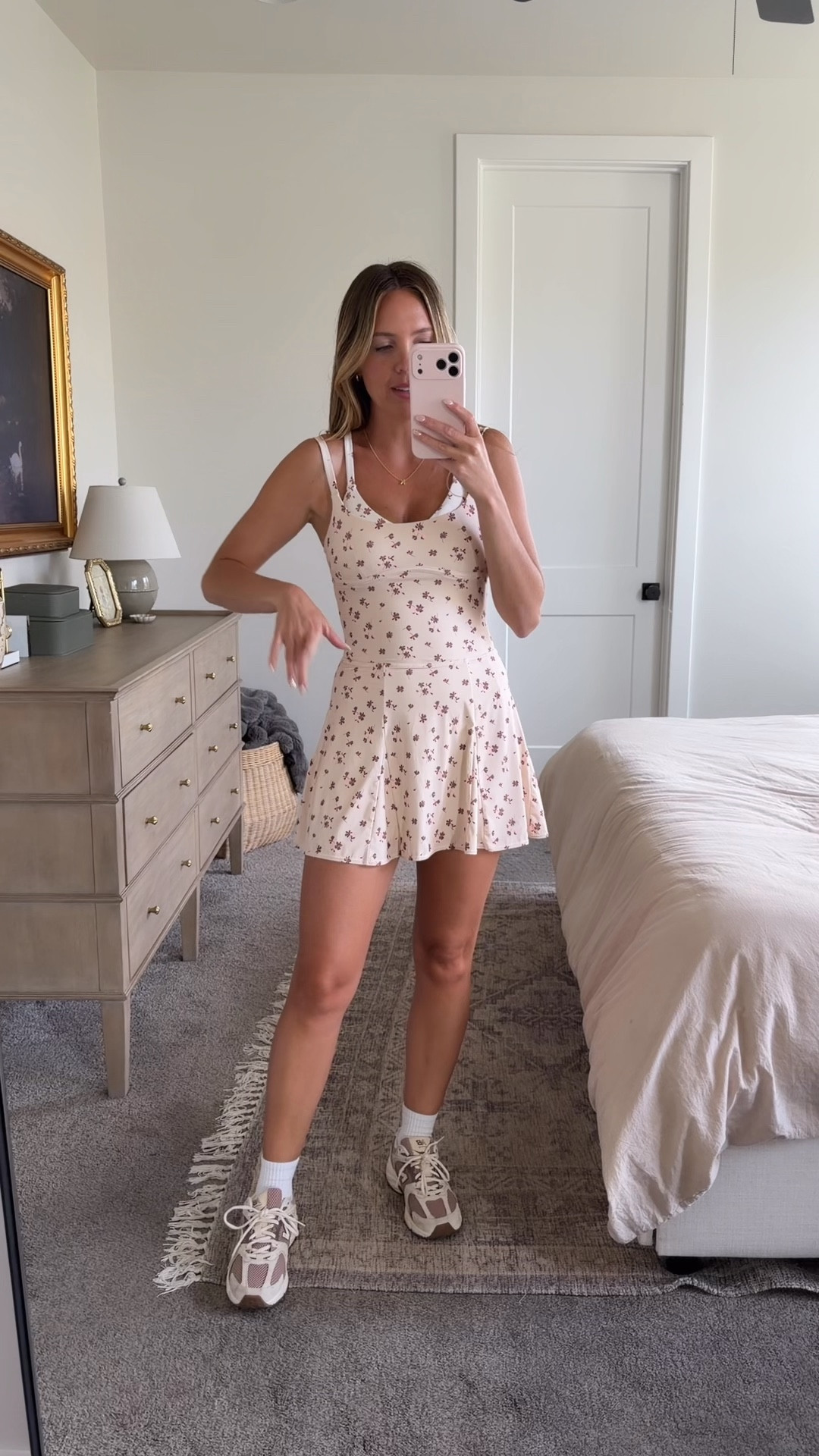 40% off today only!!! Wearing size XS!

#LTKActive #LTKfitnessgoals #LTKSaleAlert