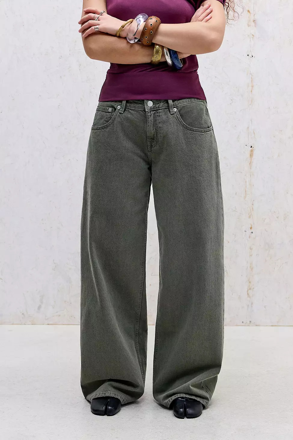 Motel Olive Low Rise Roomy Jeans | Urban Outfitters UK