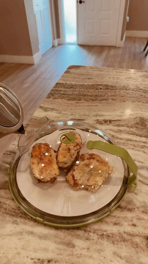 Home finds
Leftovers
Kitchen essentials
Cooking hacks
Amazon home

#LTKhome
