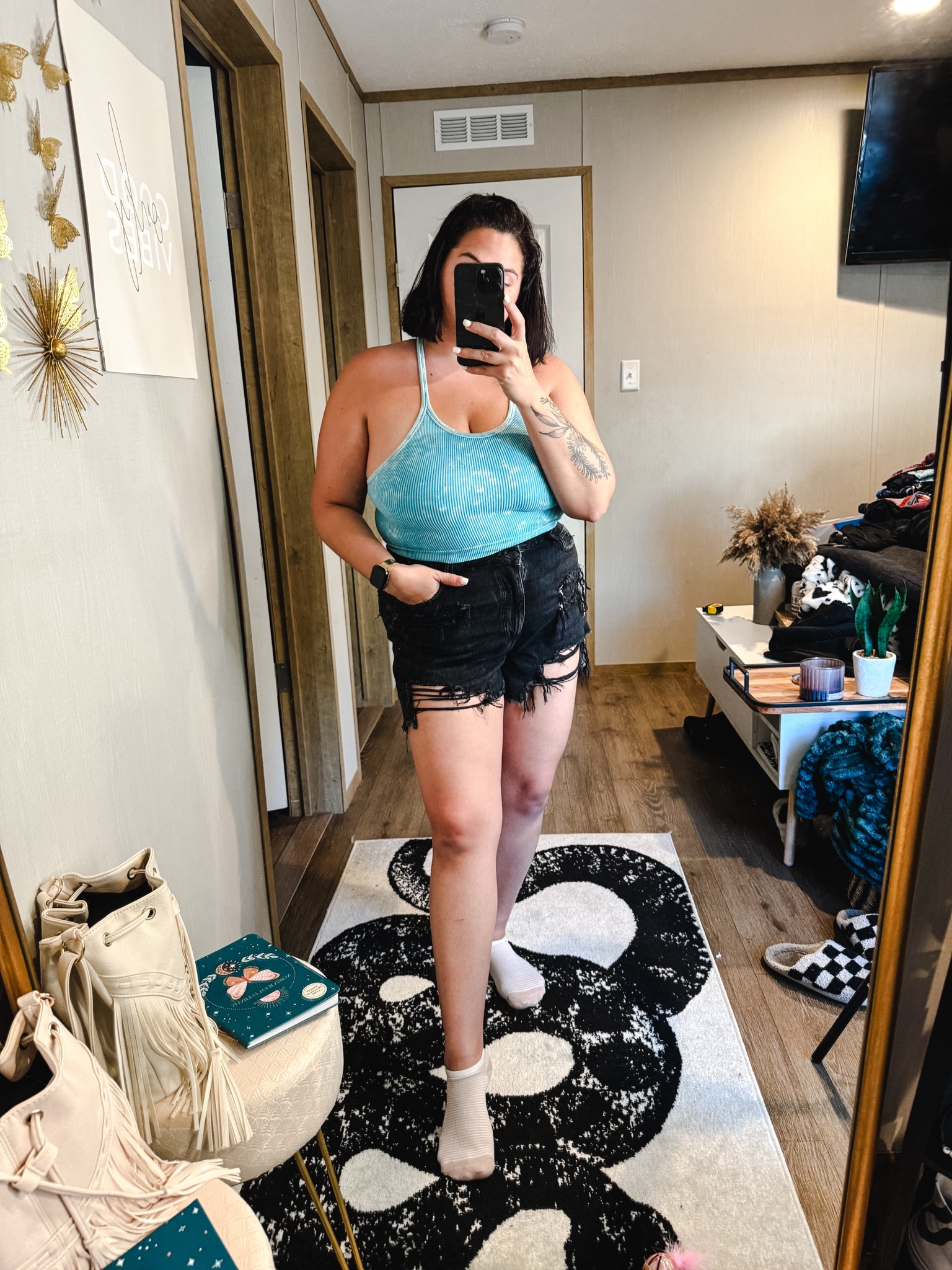 The American Eagle shorts that I base all my weightloss wins off of officially can close!!! 

#LTKSeasonal #LTKplussize #LTKstyletip