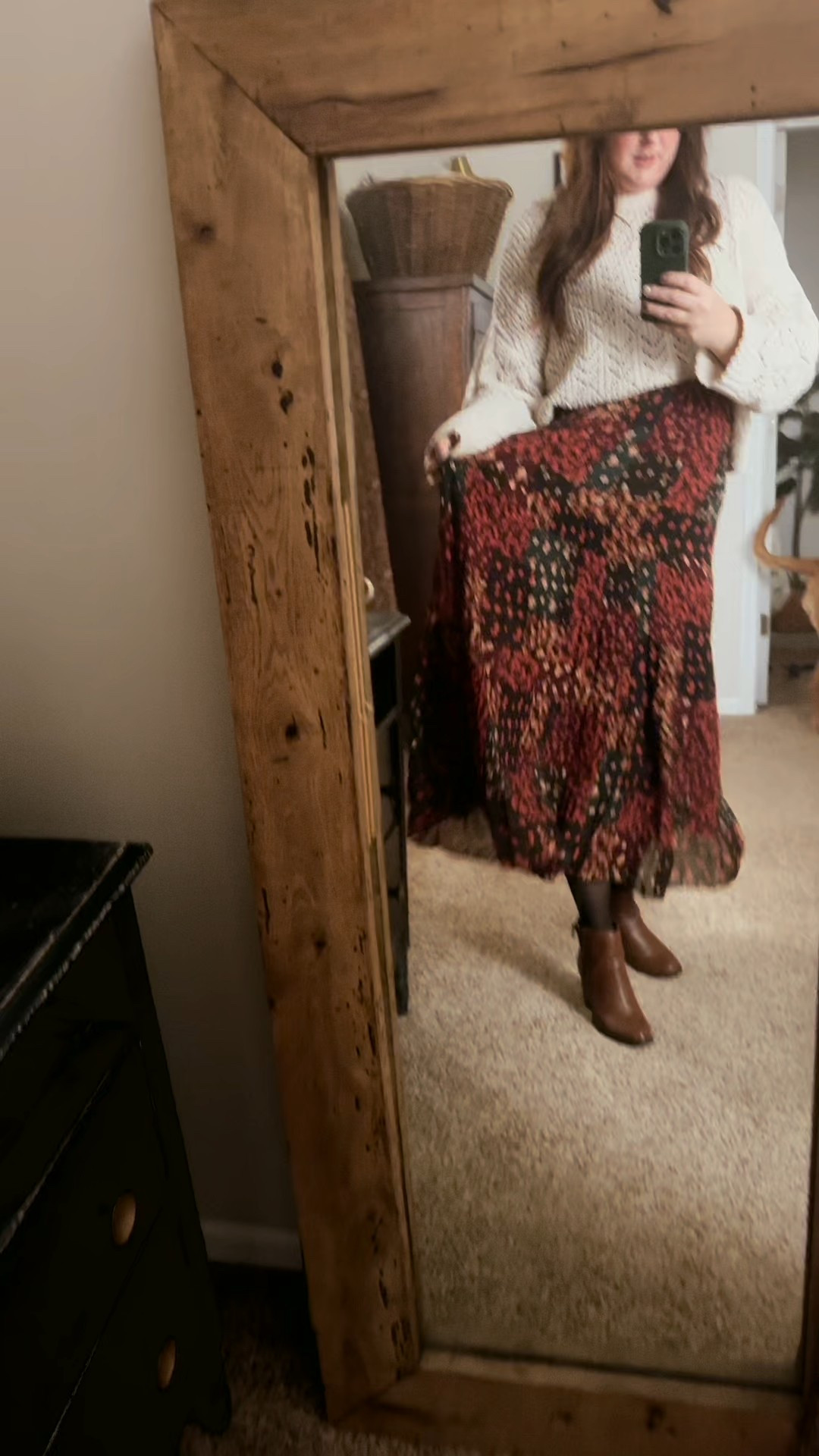 This skirt feels like something out of a cottage daydream — soft, flowy, and perfect for fall into winter. I’ve been pairing it with cozy knits and boots, and it’s quickly become one of my favorites.

It’s linked right below and still in stock 

#LTKPlusSize #LTKTall #LTKMidsize