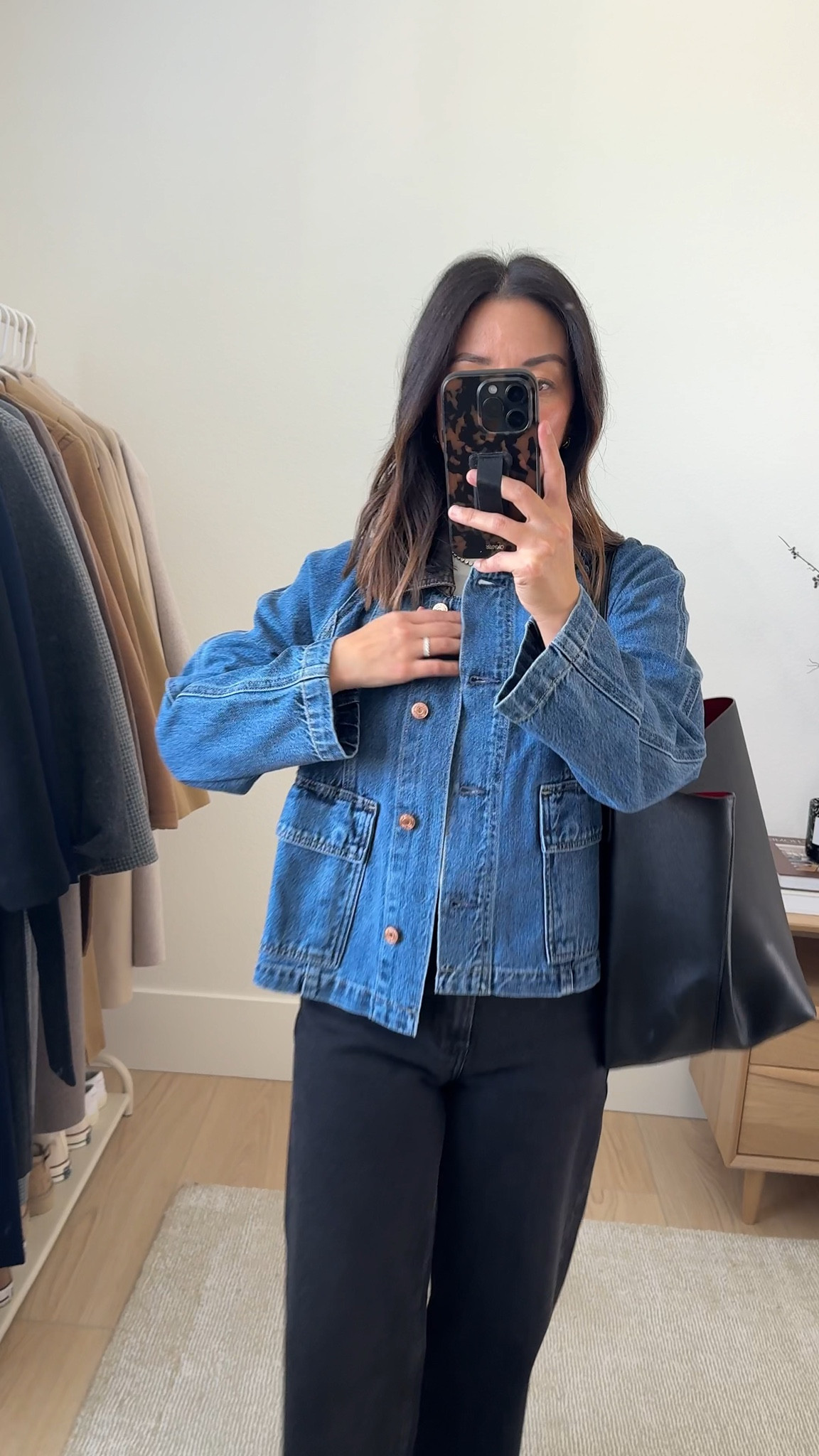 Back-to-school shopping with Gap. Favorite falls staples.This Chore jacket is such a great petite find. Shorter length with sleeves that aren't too long. Love the contrasting collar. Comes in a waxed canvas option, too. 

Gap jacket petite small
Gap tee small
Gap jeans 26, cut hems. Sized up
Onitsuka Tiger sneakers 4.5 mens
J.Crew earrings
Dorsey James necklace 15"

#LTKPetite #LTKStyleTip #LTKSaleAlert