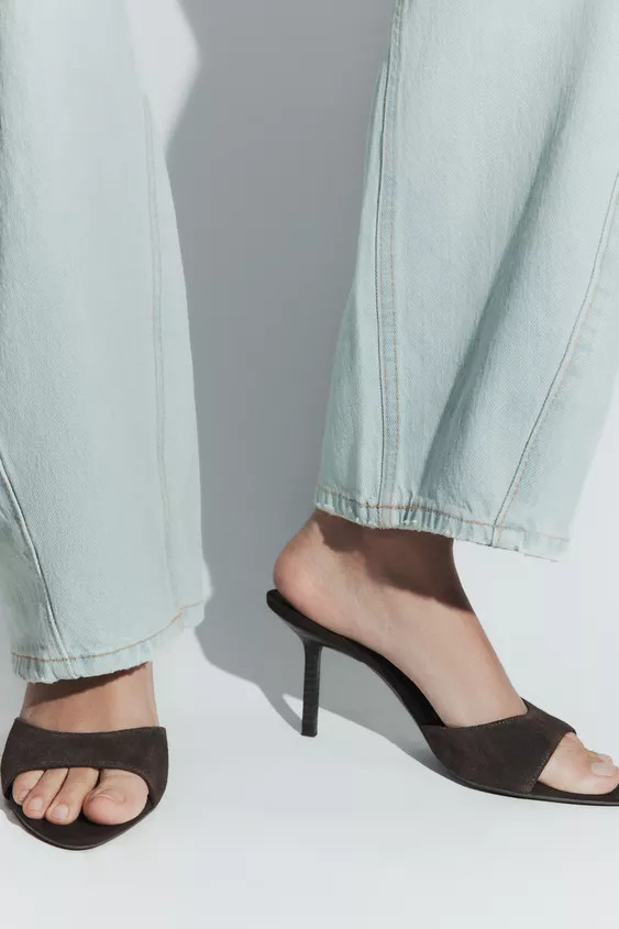 SPLIT SUEDE HEELED SANDALS | Zara UK