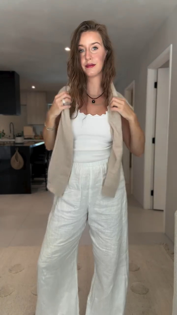 When we bought our house, I quickly realized how much I craved easy, casual outfits—something I could slip on after yard work but still feel put-together in. More everyday style, less dressy closet staples.

Comment “summer” for the links ☀️

#easyoutfits #everydaystyle #summeroutfit