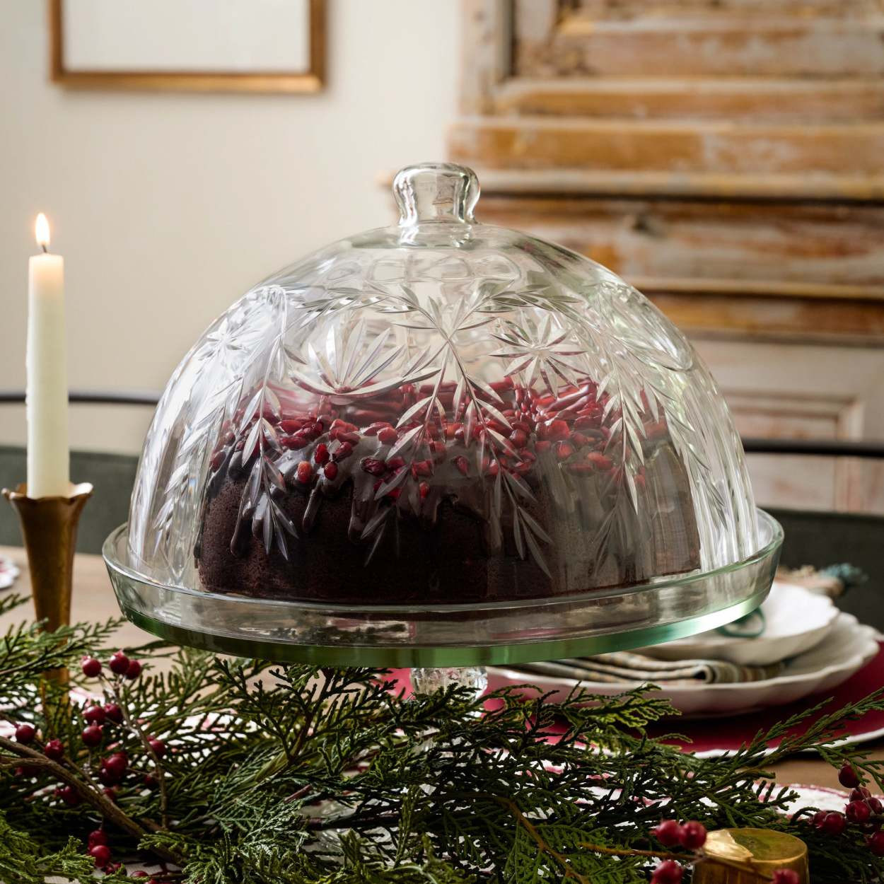 Vivian Cut Glass Cake Stand | Magnolia