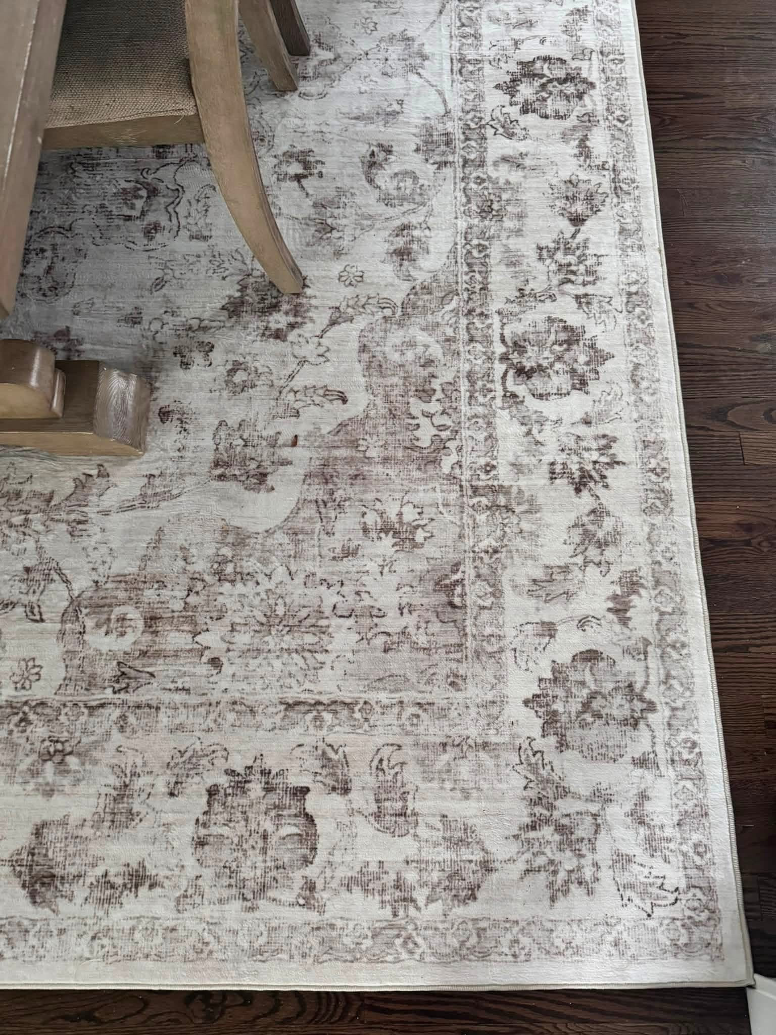 8x10 in this rug is under $100!!! 
This is the beige color! 

SOOO soft, not paper thin, washable, and vacuums without ANY issues!

#LTKdayinmylife #LTKHome #LTKSeasonal