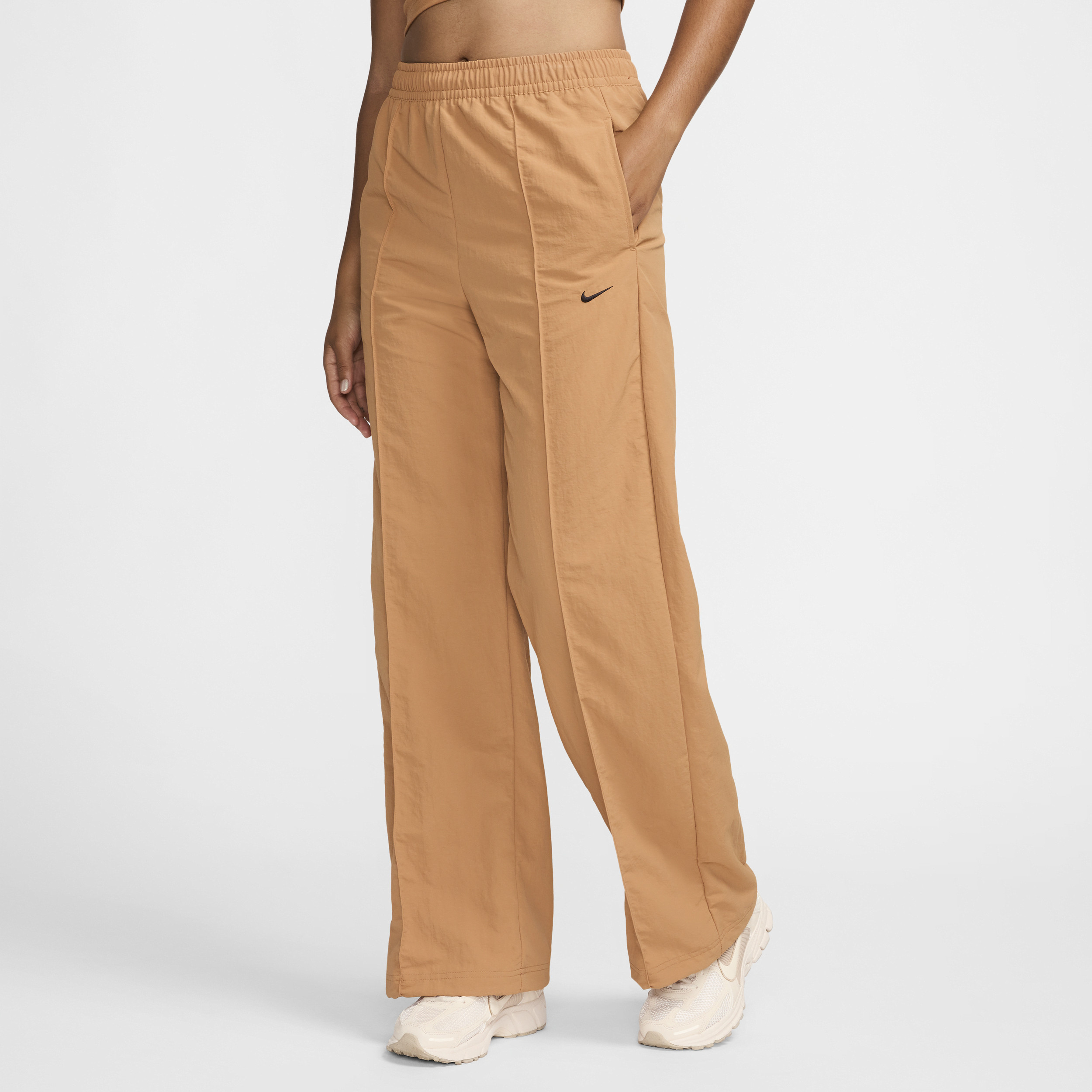Women's Nike Sportswear Everything Wovens Mid-Rise Open-Hem Pants in Brown | FQ3588-224 | Nike (US)