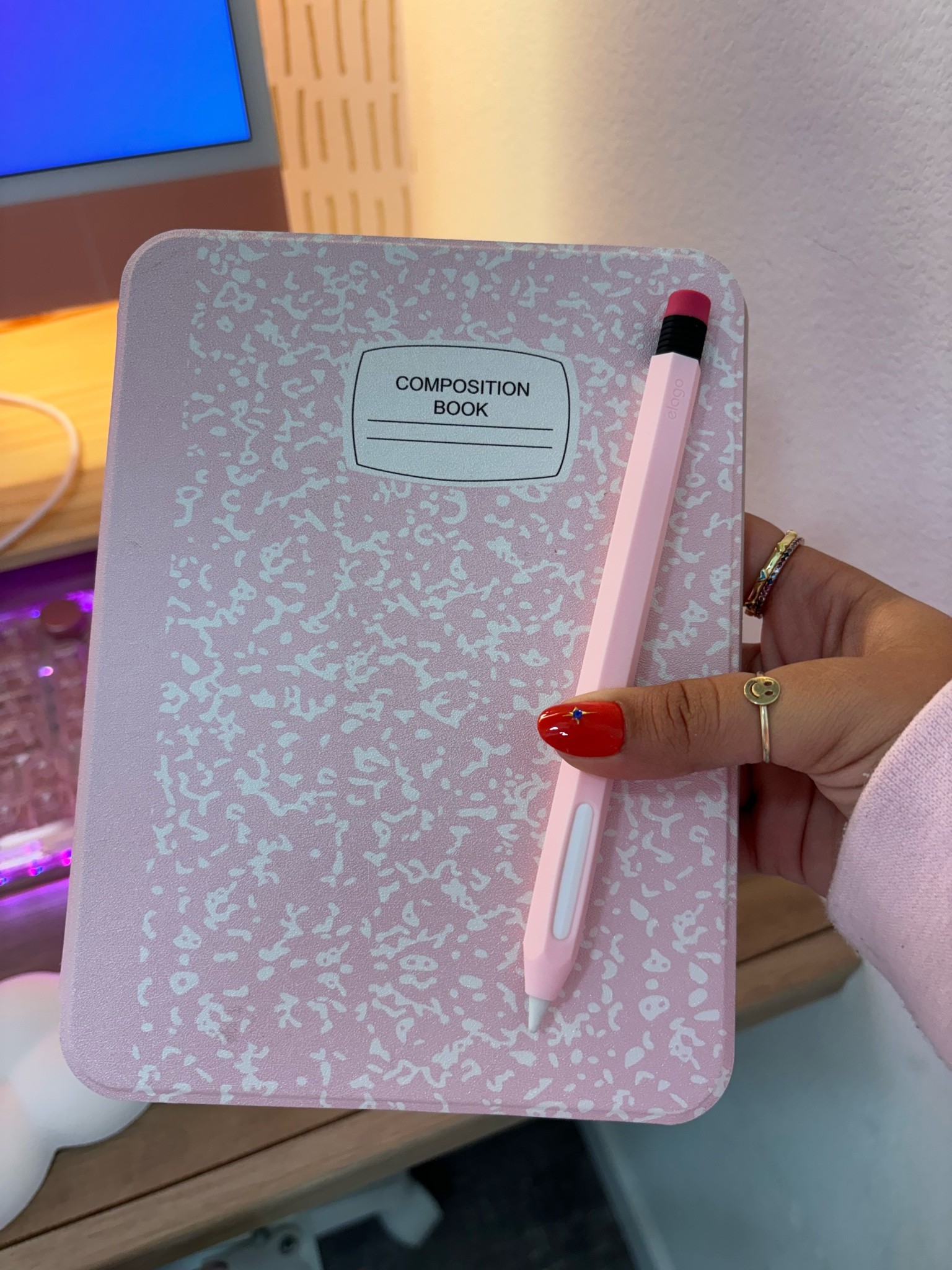 Back to school essentials 📓✏️💖✨