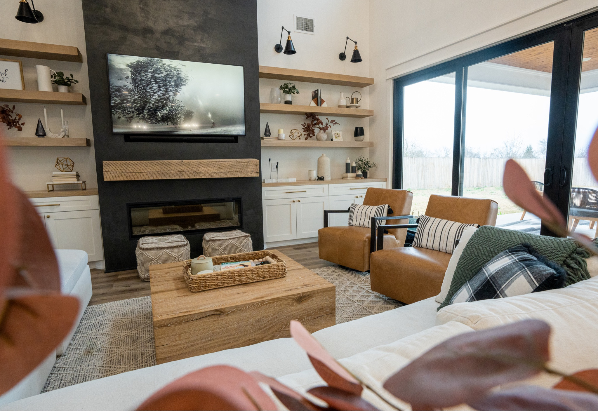 Shop my Living Toom

#LTKhome #LTKSale #LTKFind