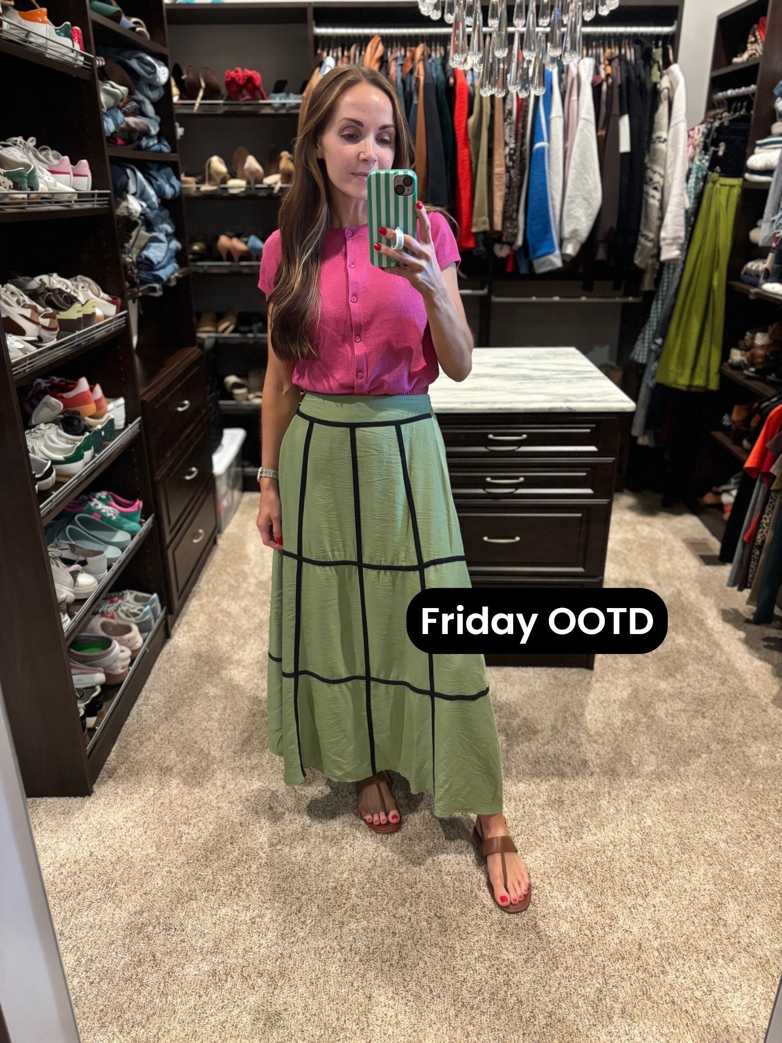 Summery color combination for today’s outfit of the day! ￼
