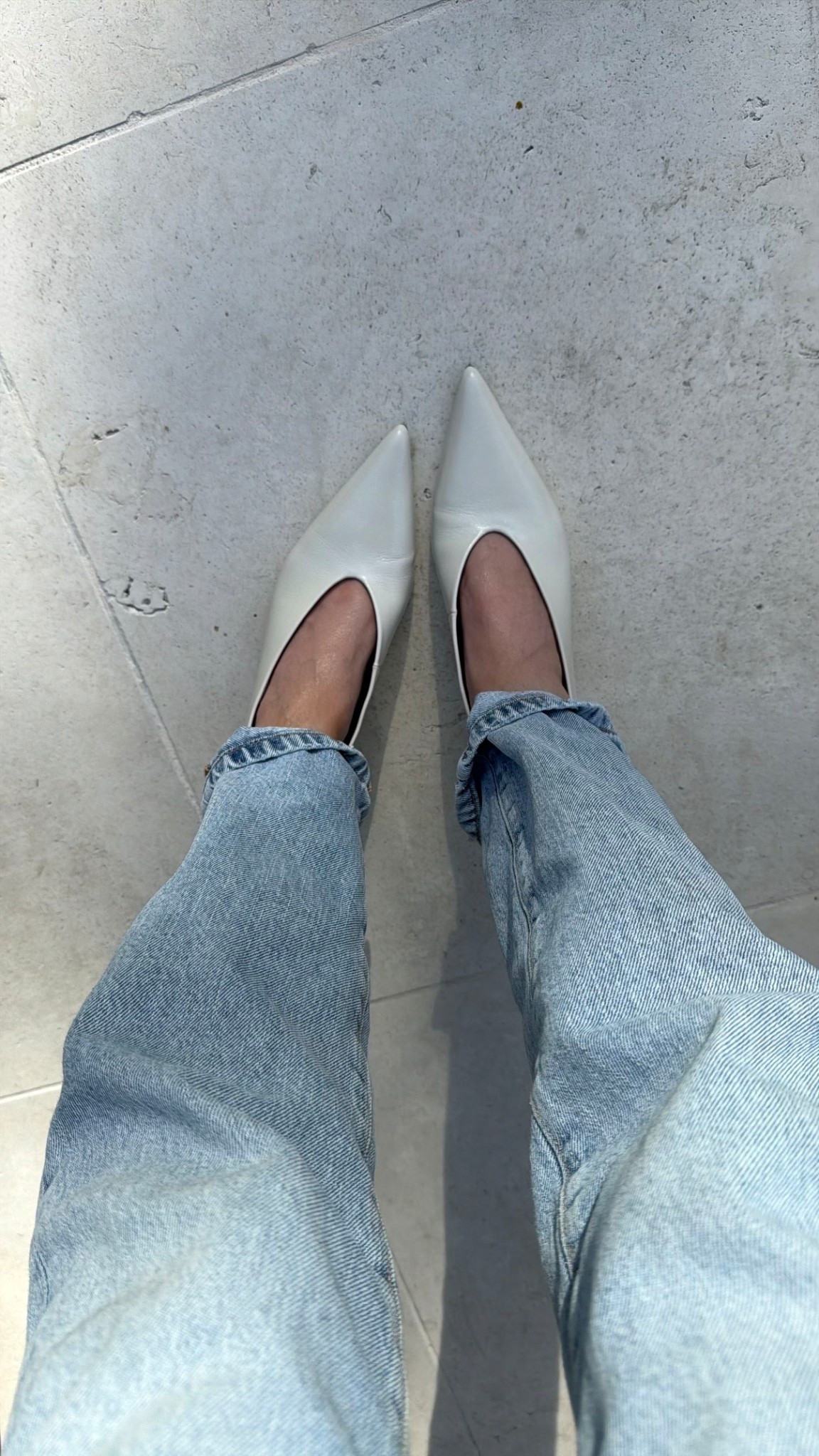 One of my fave shoes! So comfy + chic 👌🏼🤍 Under $200!

#LTKmomlife #LTKootd