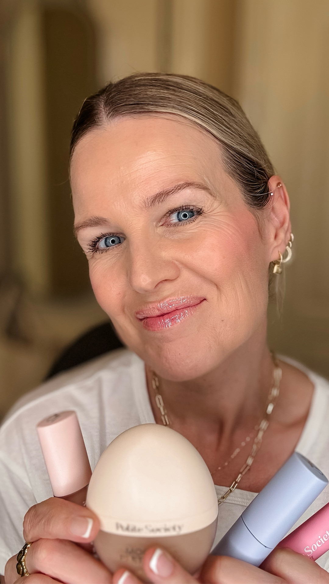 Tried a few new @politesocietybeauty products and instantly fell in love. If a new foundation is on your wishlist, you can stop scrolling!  #ad 🙌🏻 

#politesocietybeauty #politesociety #makeup #makeuptutorial

#LTKgrwm #LTKBeauty #LTKOver40