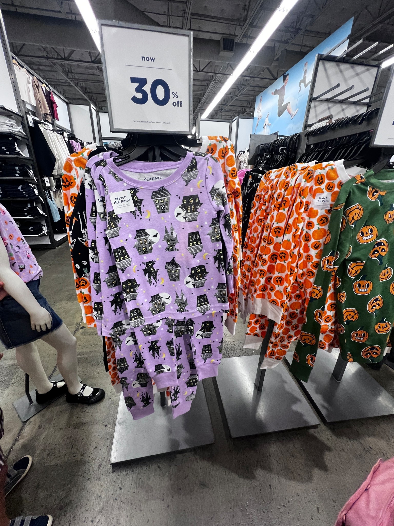 Halloween Jammies (some family matching!) 

#LTKFamily #LTKSeasonal #LTKHalloween