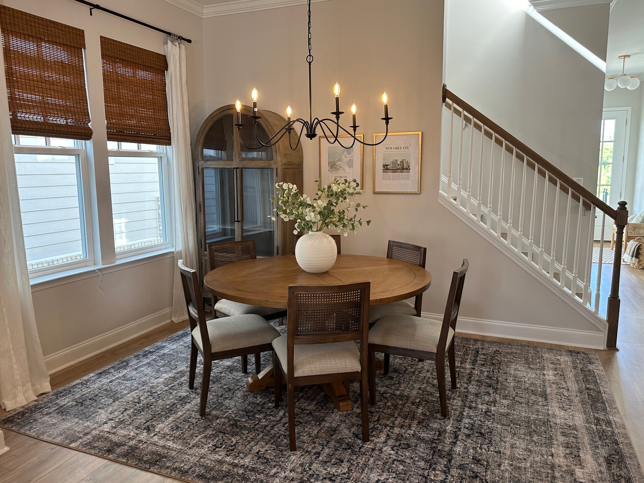 Dining Room, Traditional Dining Room, Round table, mixed woods, dining room, black light fixtures, modern dining room, dining room rug, gold frames, dining room decor, dining room inspiration 

#LTKStyleTip #LTKHome #LTKFindsUnder100