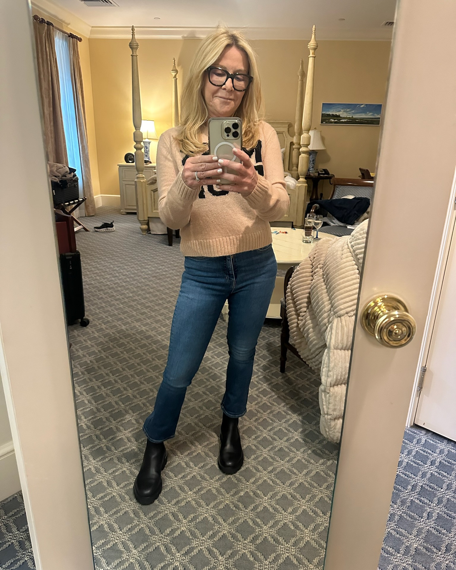 Today’s mirror 

#LTKOver40 #LTKHoliday #LTKSeasonal