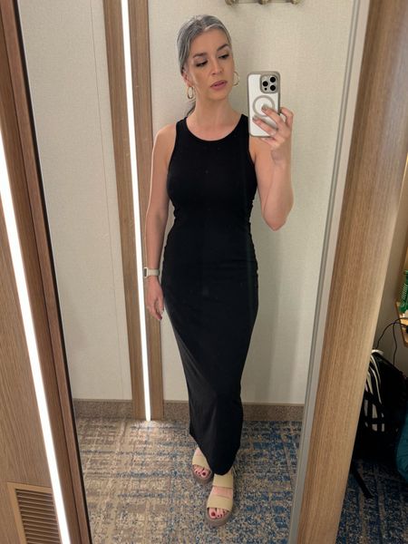 Simple black dress for the final night of the cruise 