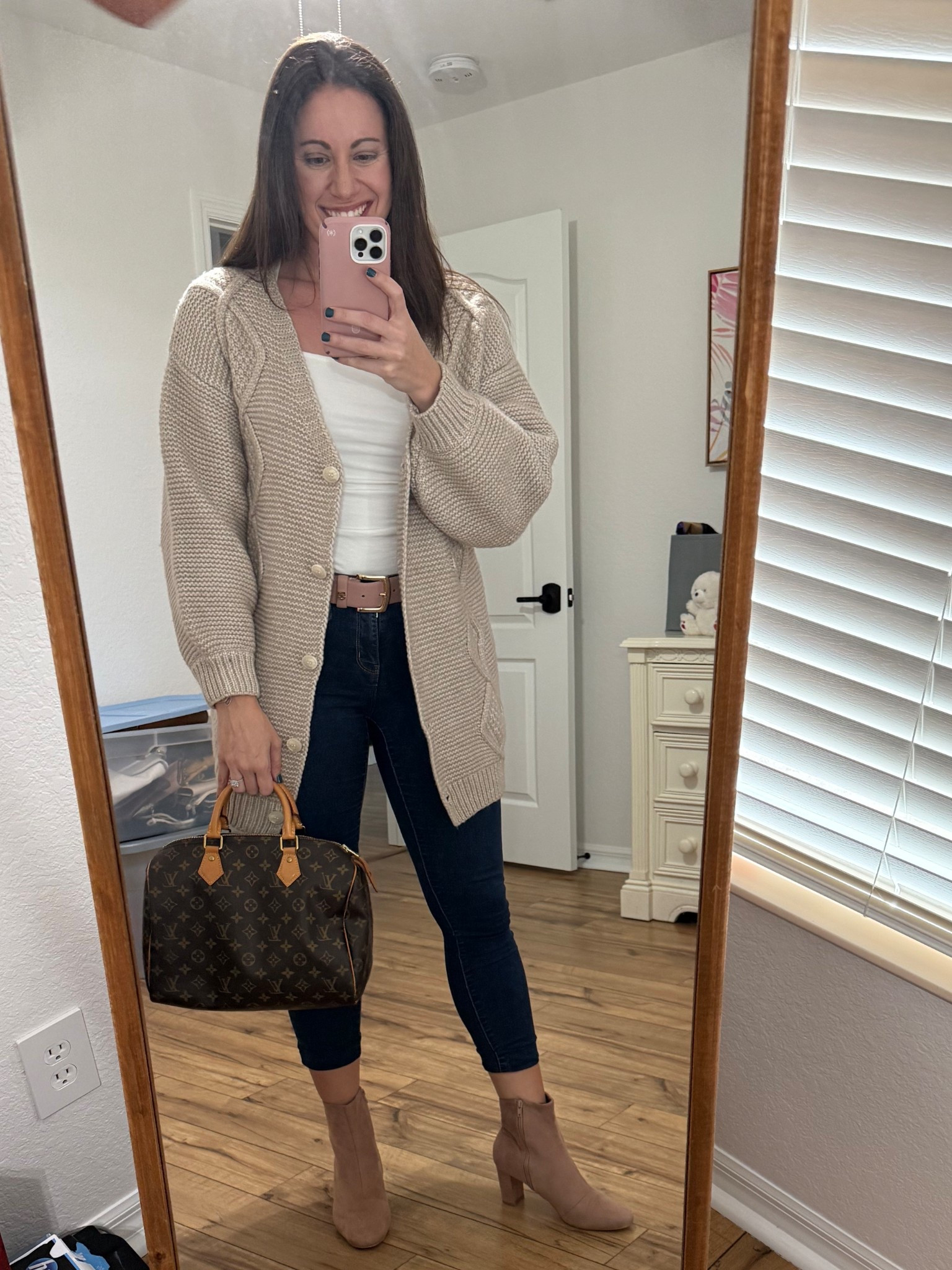 Date night and nice spring/winter/fall outfit inspo! I love a cardigan in the transitional periods so I can take it on and off easily! I love this LOFT body suit, banana republic jeans and ankle booties! Perfect look for a night out!

#LTKootd #LTKgrwm #LTKSeasonal