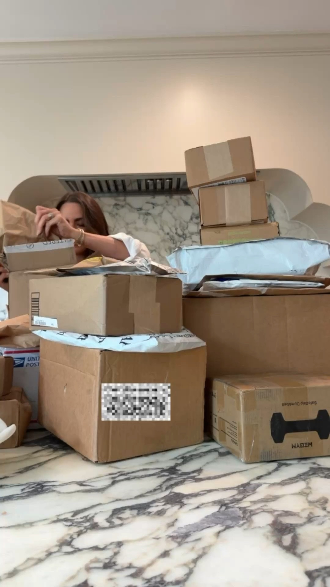 POST TRIP UNBOXING ✨
unbox all the packages that came while we were gone with me

#LTKmomlife #LTKdayinmylife #LTKHome