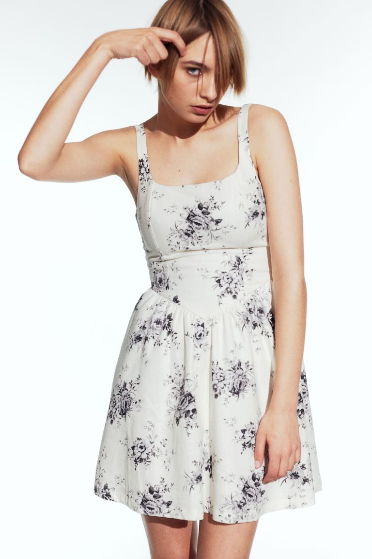 Linen-blend flared-skirt dress - Cream/Floral - Ladies | H&M GB | H&M (UK, MY, IN, SG, PH, TW, HK)