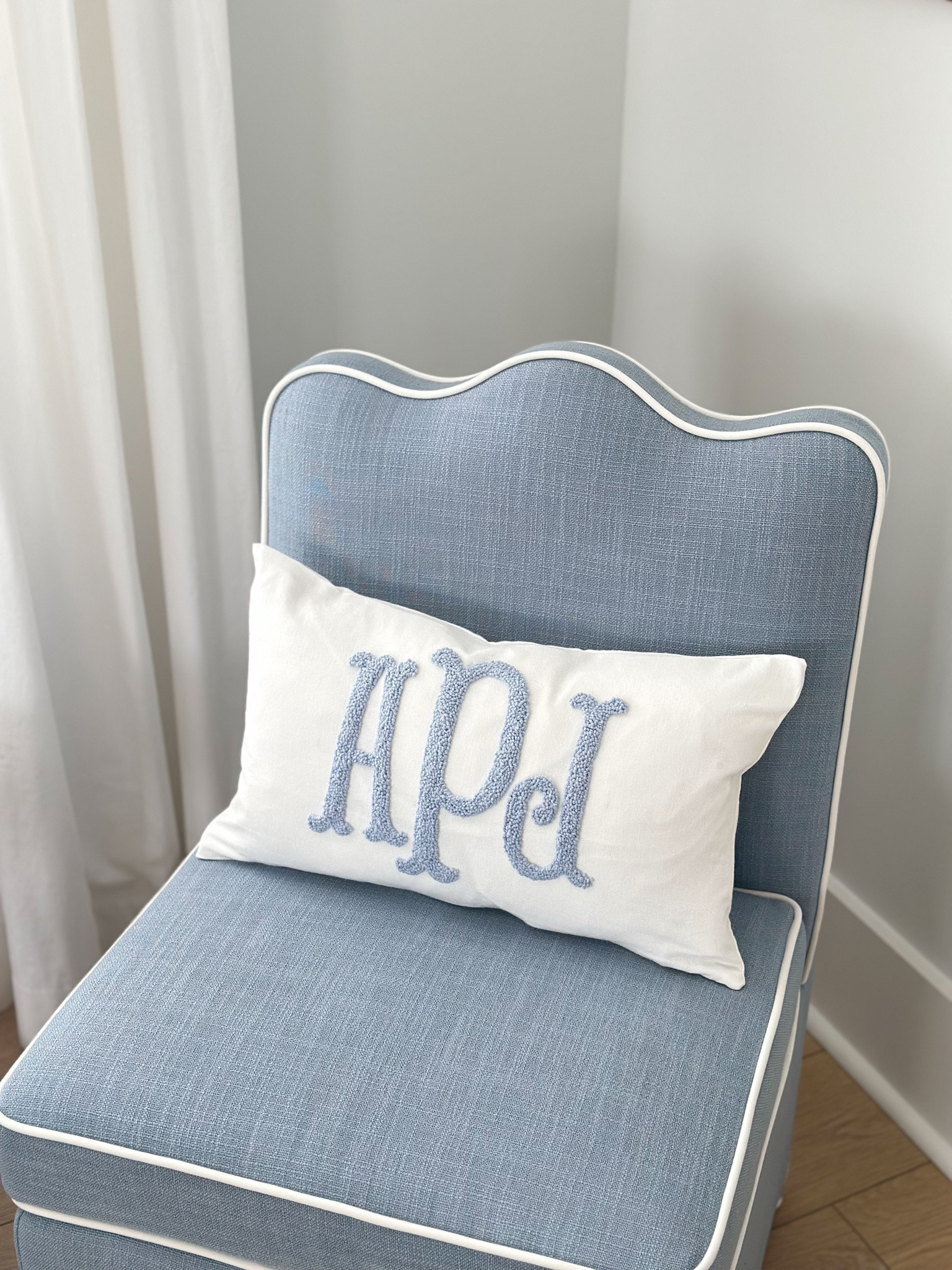 Custom monogram pillow from Amazon! I chose cover size 12x20 and used a 12x21 insert with design 7, fabric color white, and thread color 22. 💙

Amazon home, Amazon pillow, Amazon decor, Amazon pillow, blue and white, grandmillennial pillow, monogram pillow, monogram gift, preppy pillow, preppy gift idea

#LTKHome #LTKFindsUnder50 #LTKGiftGuide