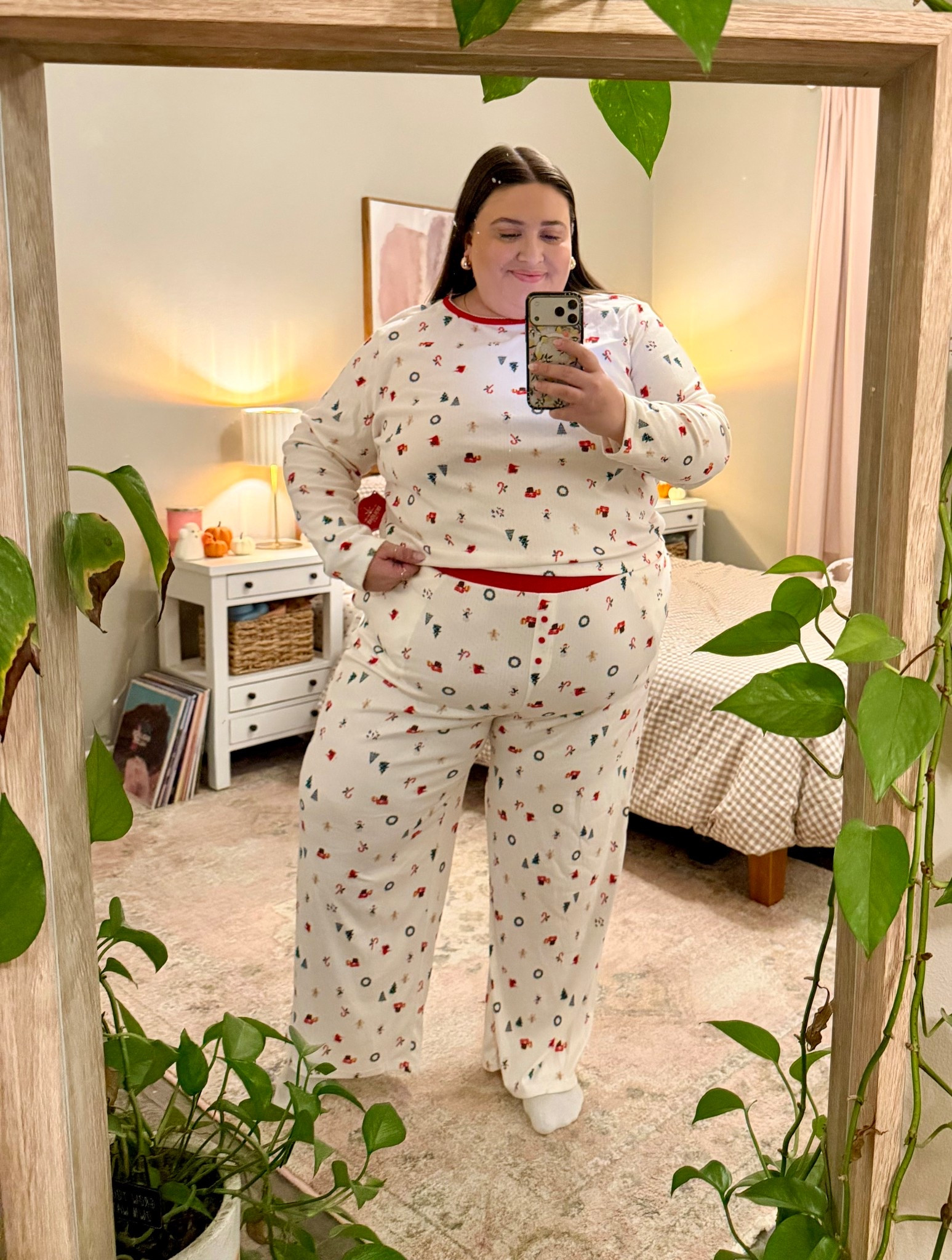 Love how cozy and simple this PJ set is! Sooo cutie!!🥰🎄

#LTKSeasonal #LTKHoliday #LTKPlusSize