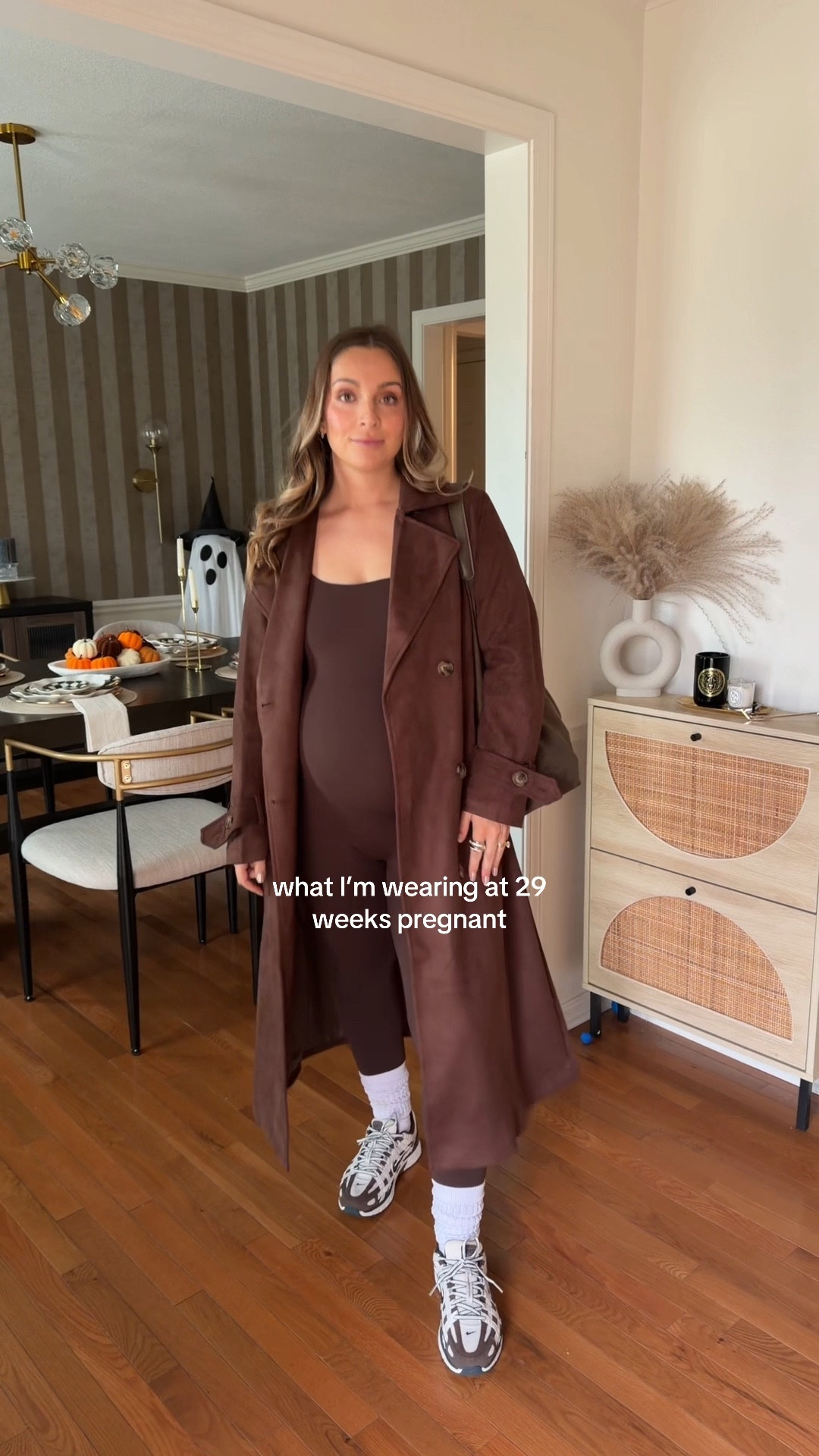 We love a brown moment 

Pregnancy, maternity, ootd, outfit, pregnancy outfit, coat, nikeNike

#LTKSeasonal #LTKBump #LTKStyleTip