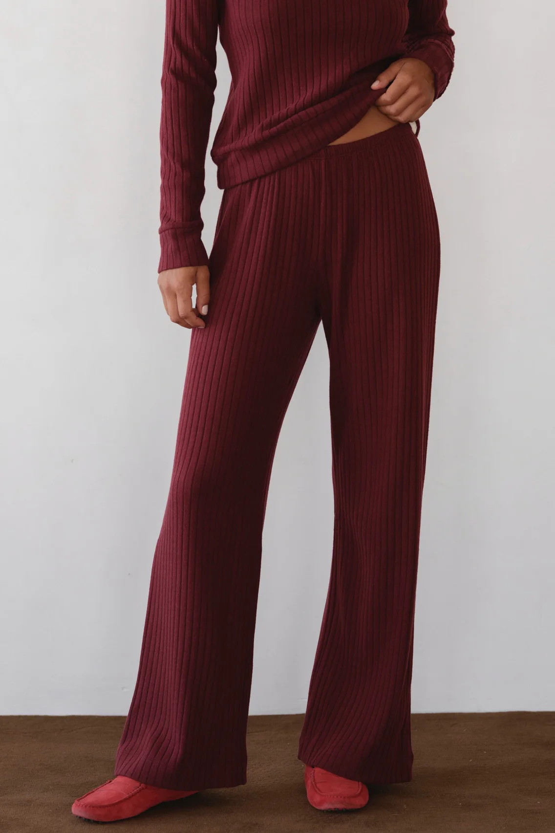 The Sweater Rib Simple Pant | DONNI.