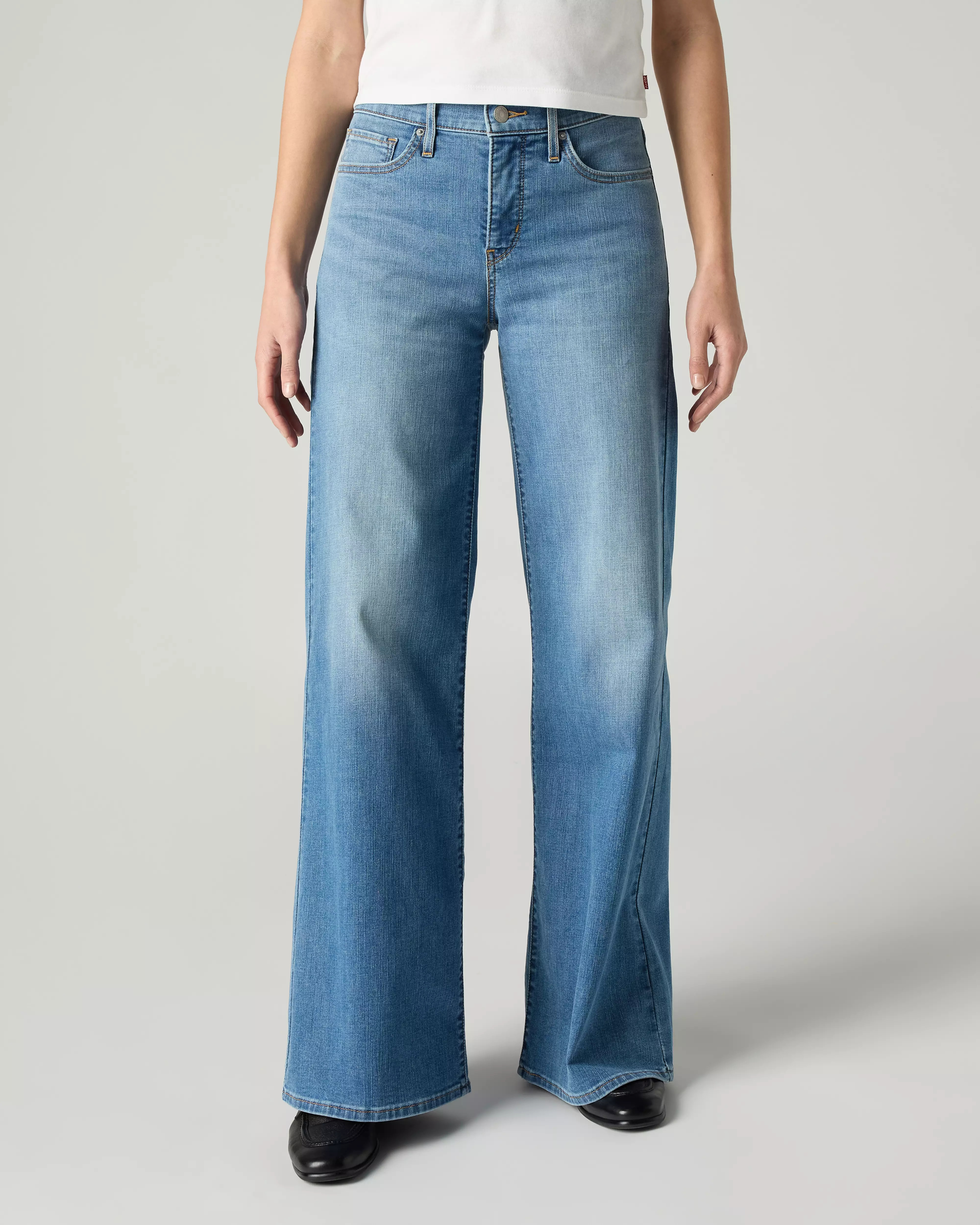 318 Shaping Wide Leg Women's Jeans - Med Indigo - Worn In | Levi's\u00ae US | Levi's US