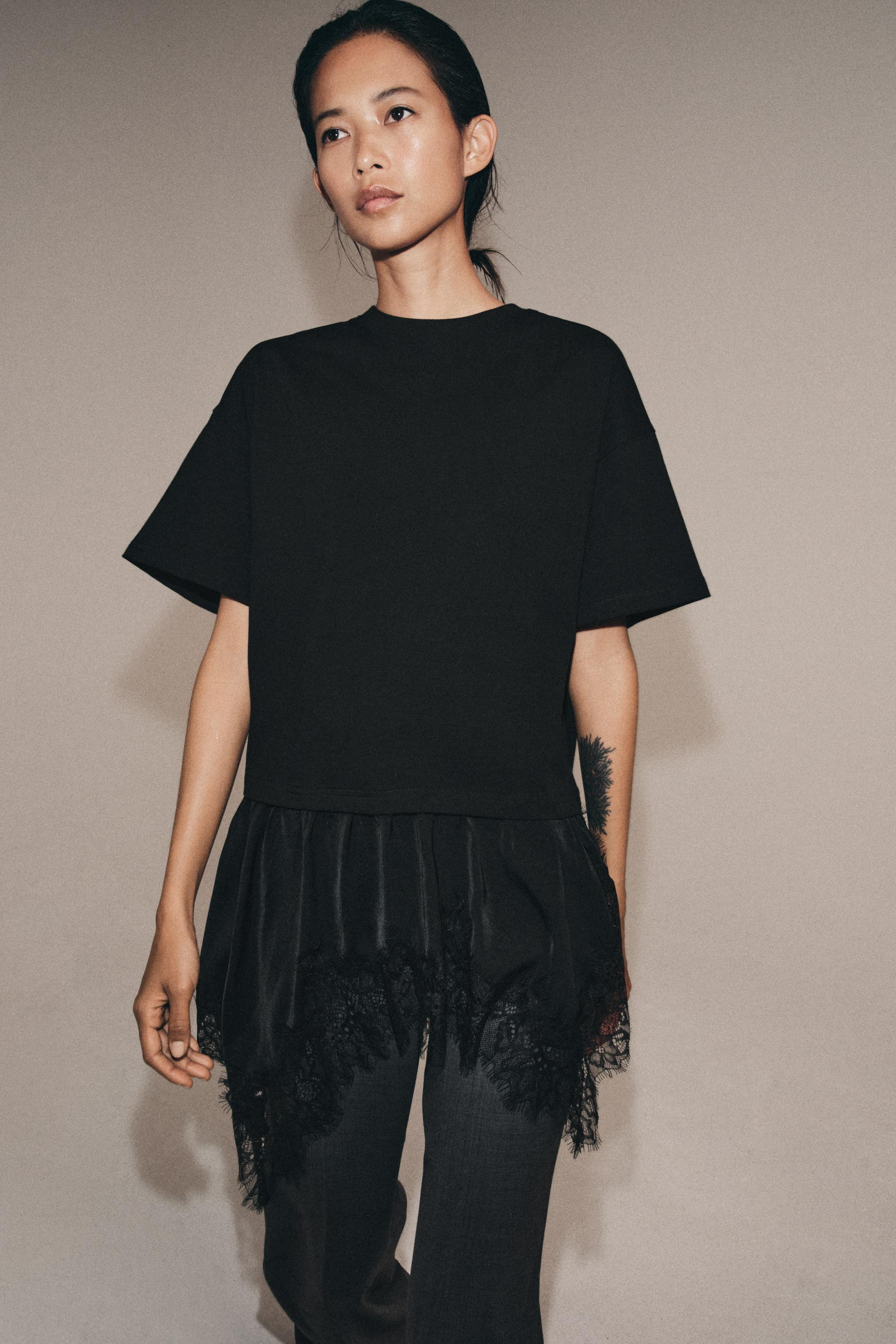 COMBINATION LACE T-SHIRT | Zara US