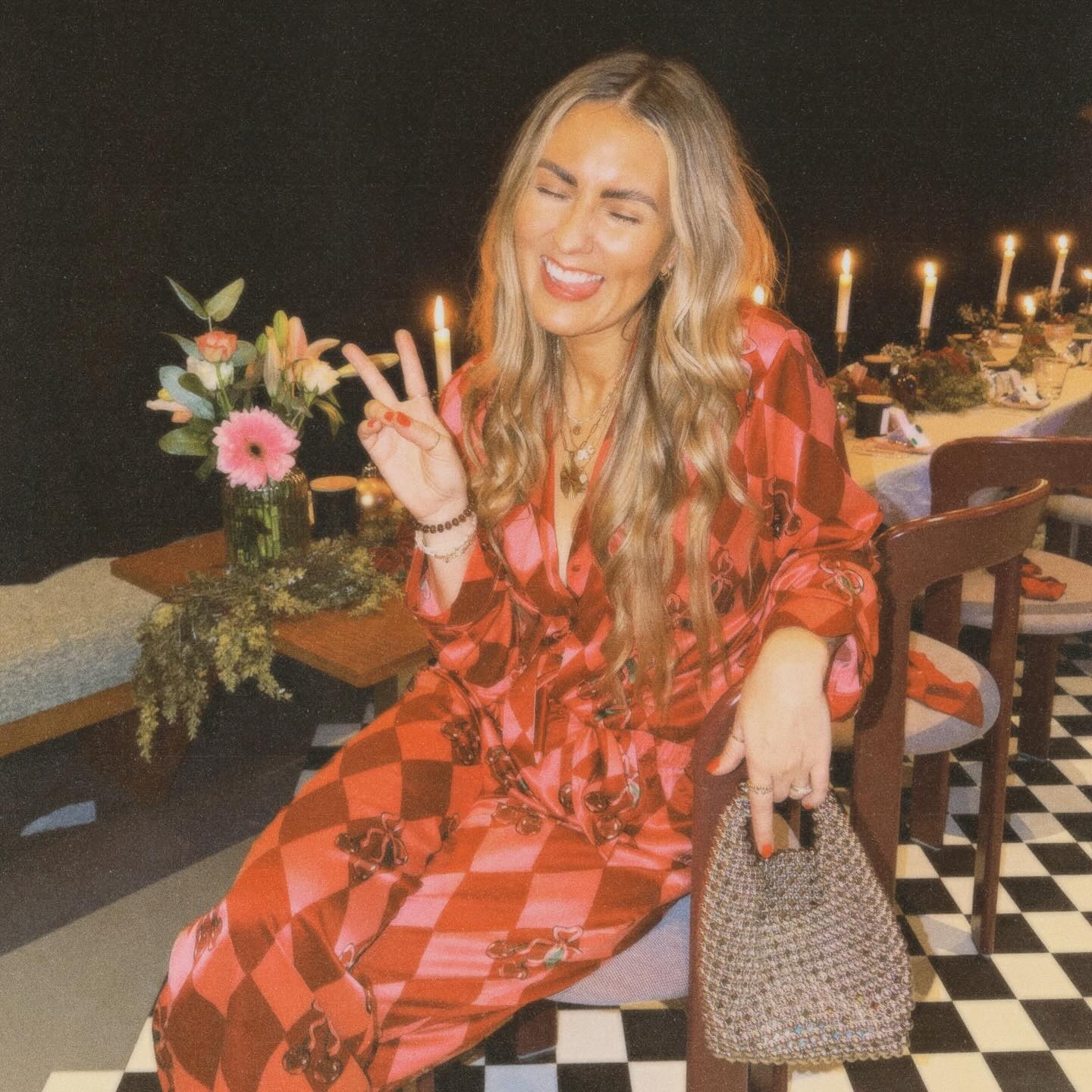 Getting changed in the toilets 🚽, wearing PJs for party clothes 🪩 & quite frankly living my best life 😛 with the gorgeous @mufamgmtgroup ⚡️tysm for the best Christmas meal !! 

So ready for 2026 girlies …. LET’S GO !!! Xxxx

All outfit links in Dec highlights girlies ✨

#mumstyle #christmaspartyoutfit #grwm #highstreetfashion