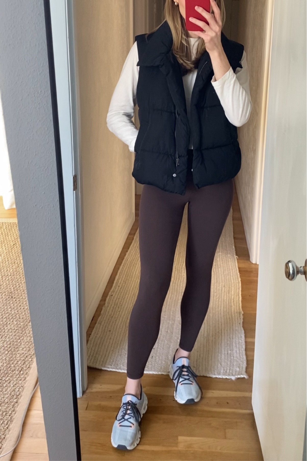 perfect outfit for a Sunday afternoon walk or for running errands! 
#amazonfinds #amazonfashion #ltkfindsunder50 #affordablefashion #dupe #puffer #lululemon #align #crzyoga #oncloud #comfortableoutfit

#LTKfindsunder100 #LTKSeasonal #LTKstyletip