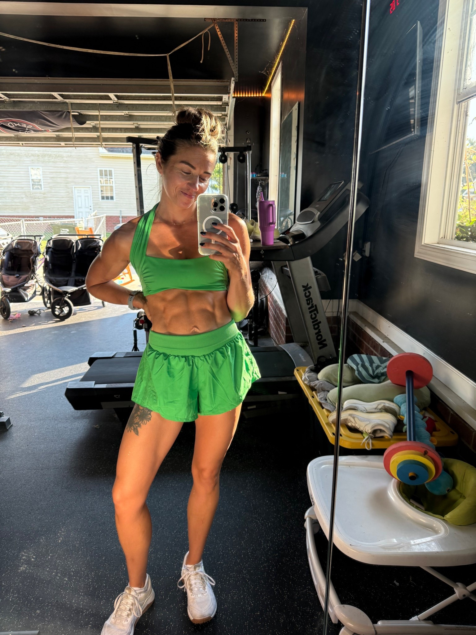 Top: XS
Shorts: XS

#LTKFindsUnder50 #LTKSeasonal #LTKActive