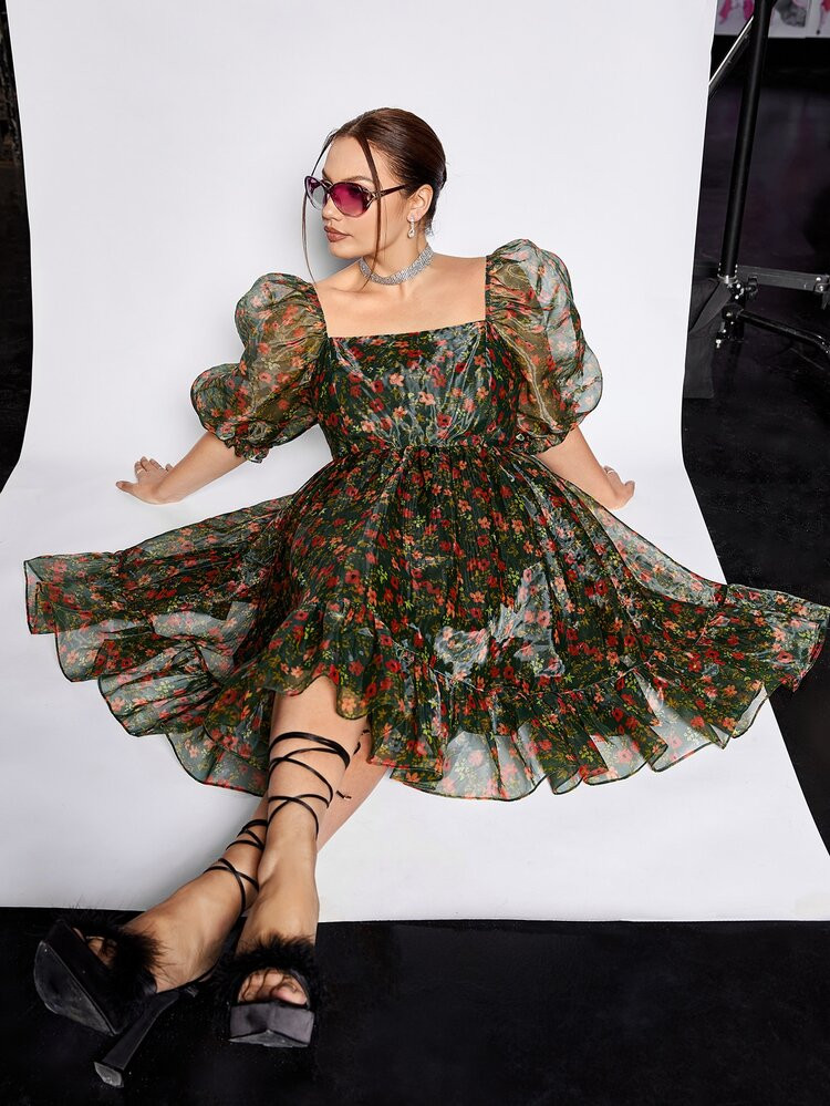 SHEIN ICON mais Vestido impressão floral gola quadrada manga bufante bainha com babado organza | SHEIN