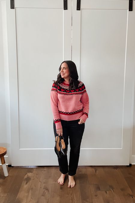 I’ve never been much for pink, but I may need to rethink it, because I’m loving this sweater! I’m all Valentine’s Day ready 💁🏻‍♀️🥰

#LTKSeasonal #LTKstyletip #LTKshoecrush