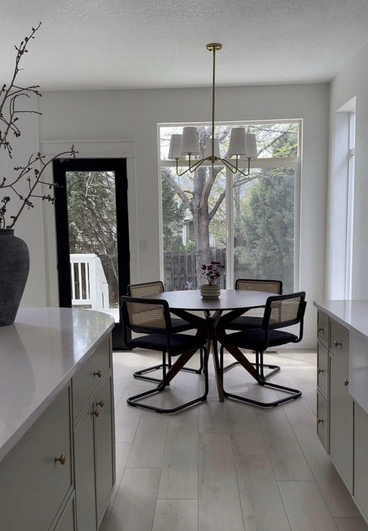 Dining room 
Dining chair 
Kitchen 
Dining table 
Mid century 
Modern
Home decor 


#LTKHome #LTKOver40