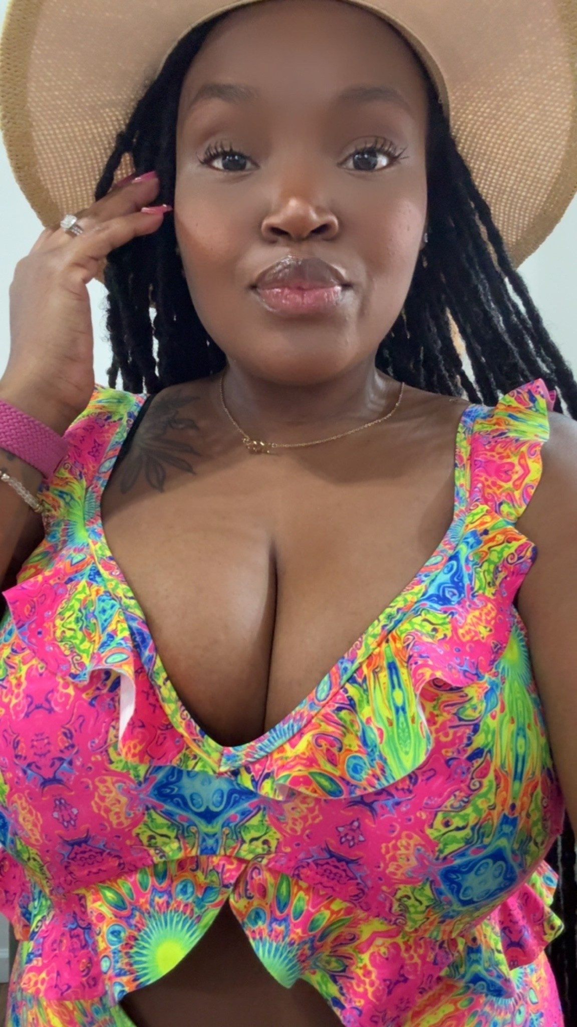 Summer fun calls for a CUTE swimsuit! ☀️👙

Pool days, beach days, vacations and all the sunshine… I’m soaking up every last bit of summer in the cutest swimwear. Linking my favorite suits!

#SummerStyle #SwimsuitSeason #LTKSwim #LTKFinds

#LTKTravel #LTKSwim #LTKSeasonal