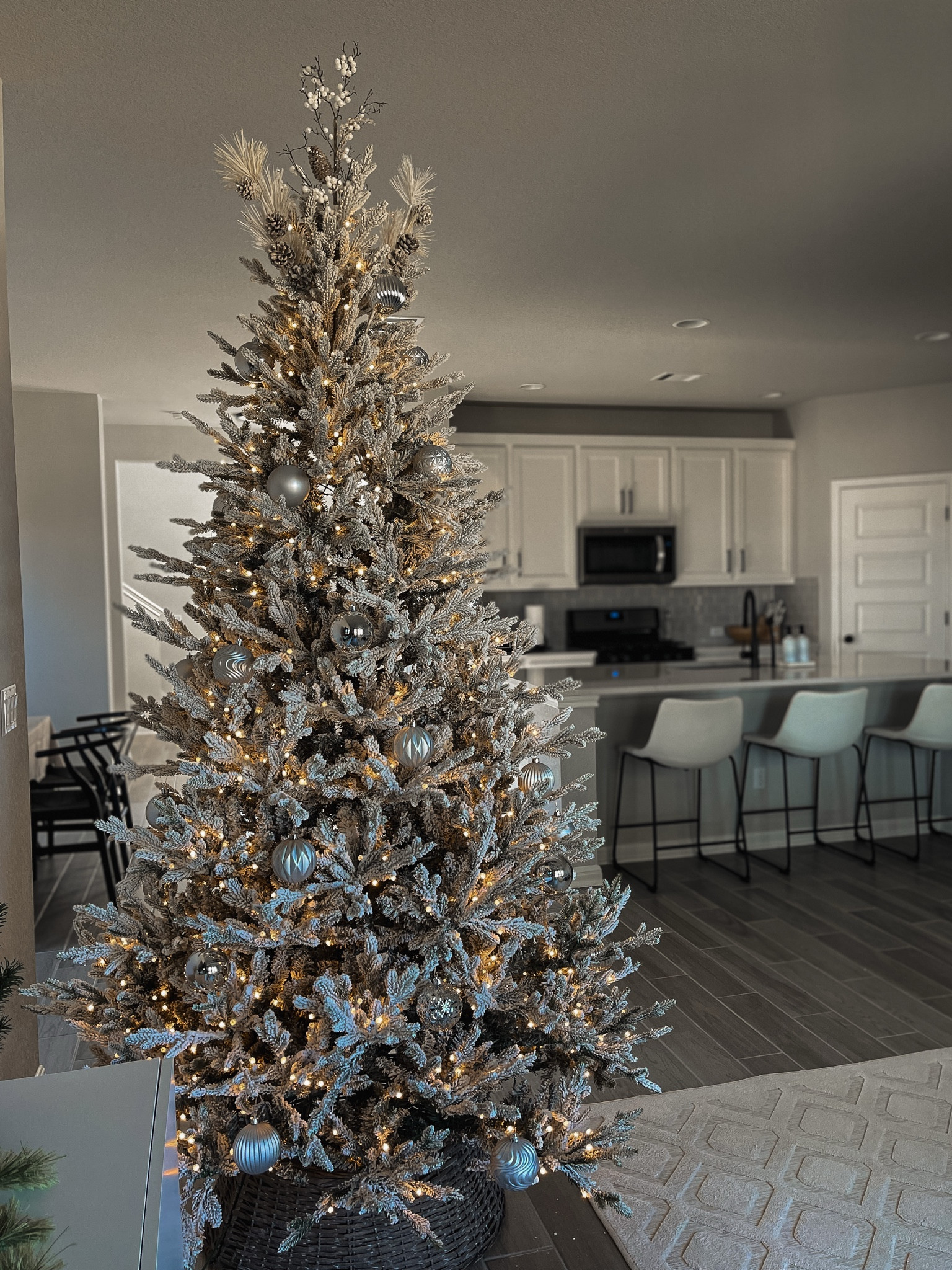 Most beautiful Christmas tree 7.5 ft with pre-lit lights 

#LTKSeasonal #LTKHoliday #LTKHome